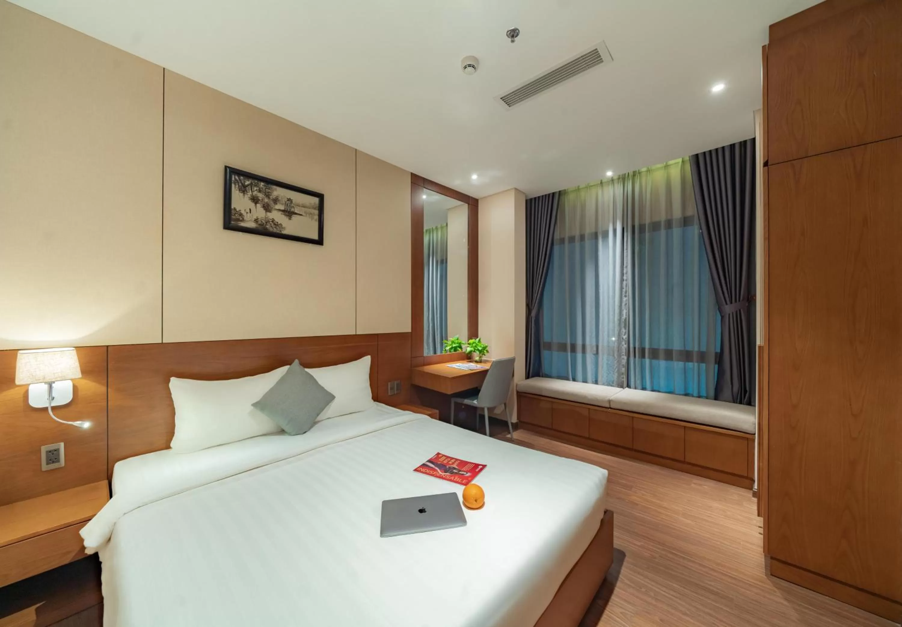 Bedroom, Bed in DHTS Business Hotel & Apartment