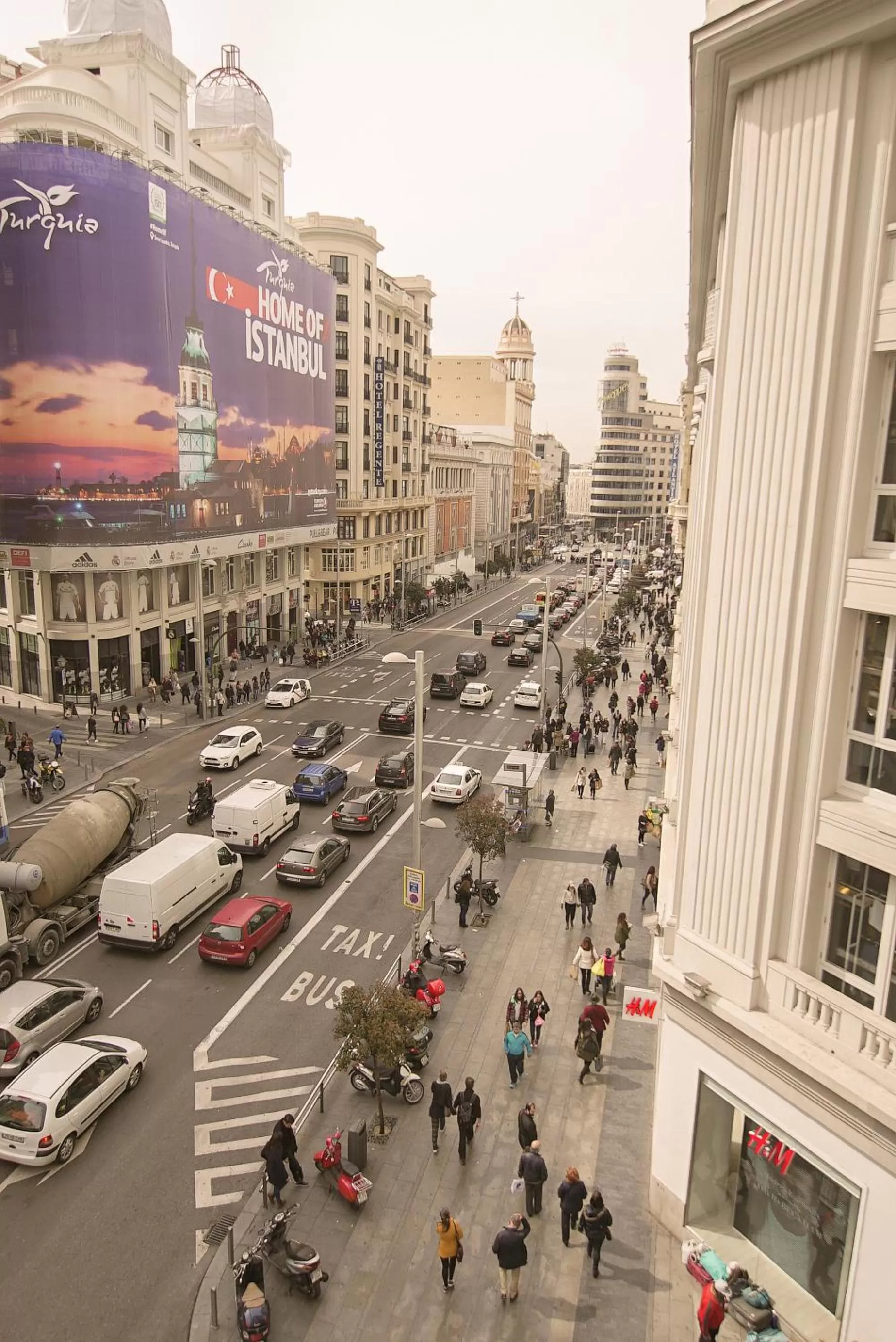 Bedroom in Petit Palace Triball