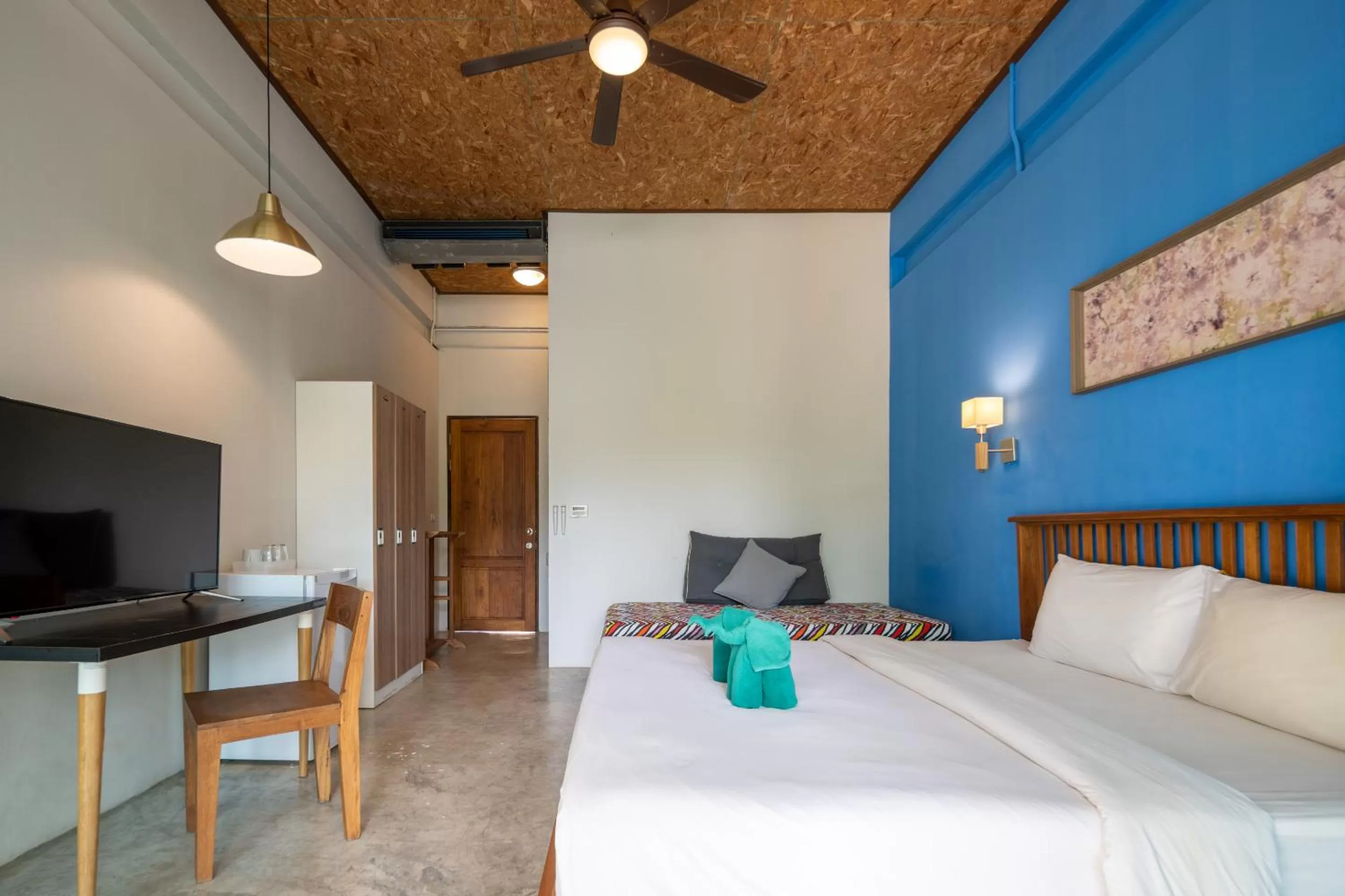 TV and multimedia, Bed in The Stage-Koh Chang