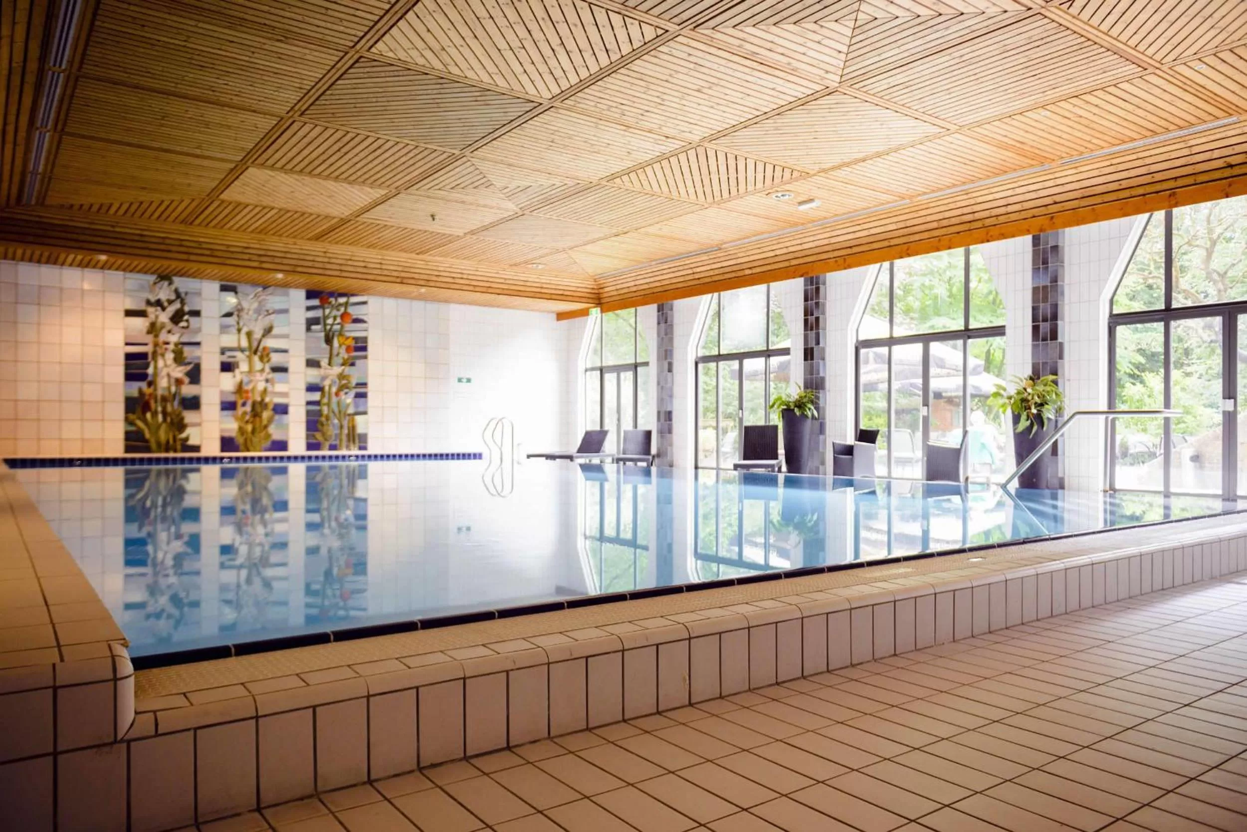 Swimming pool in Fletcher Hotel Restaurant Epe-Zwolle