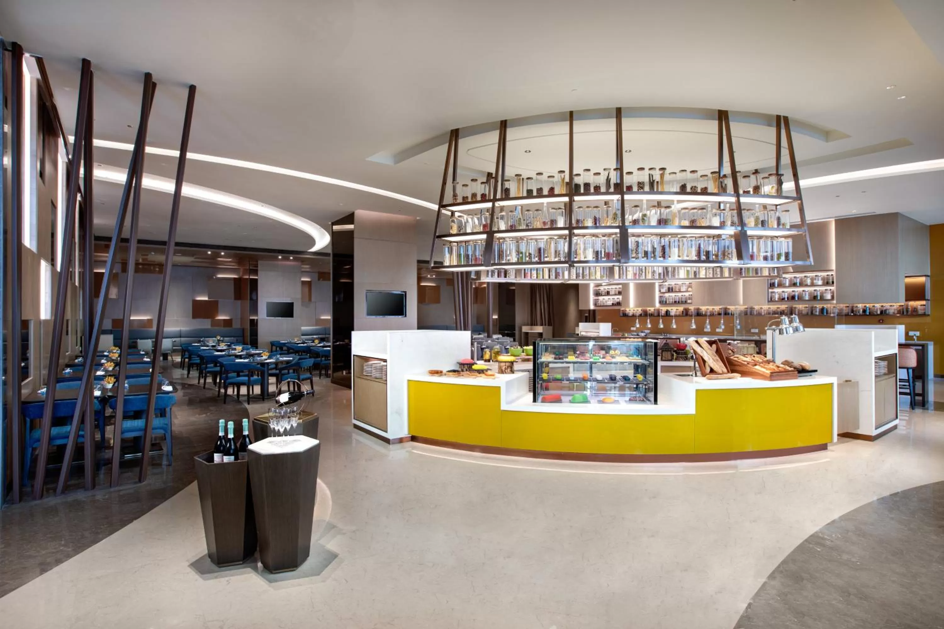 Restaurant/places to eat in Holiday Inn Shunde by IHG