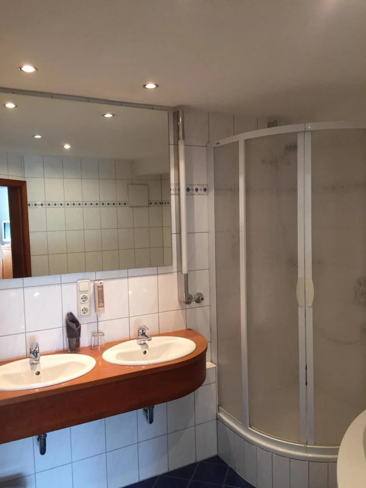 Bathroom in Hotel Zur Schönen Aussicht