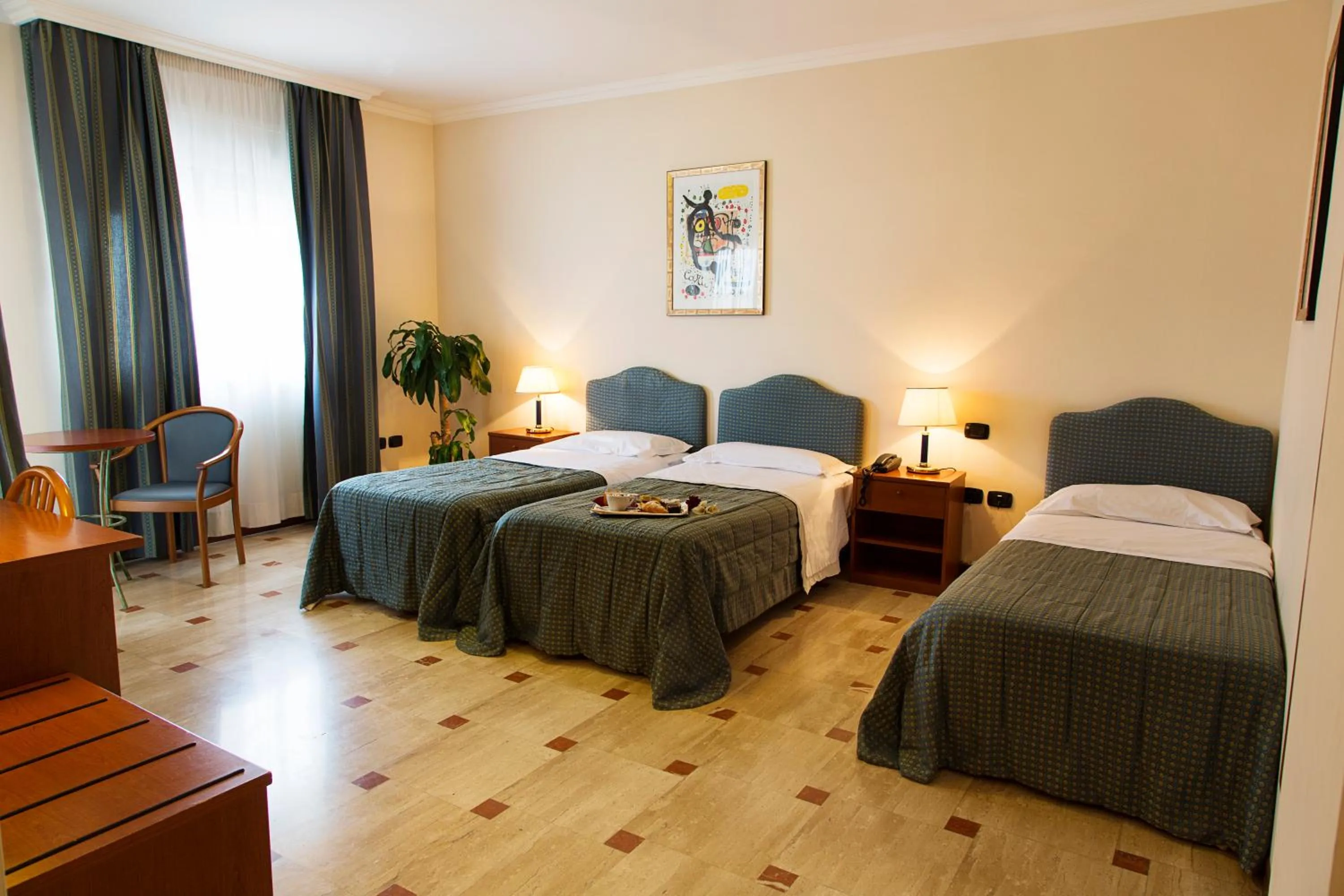 Triple Room in Hotel Palace 2000