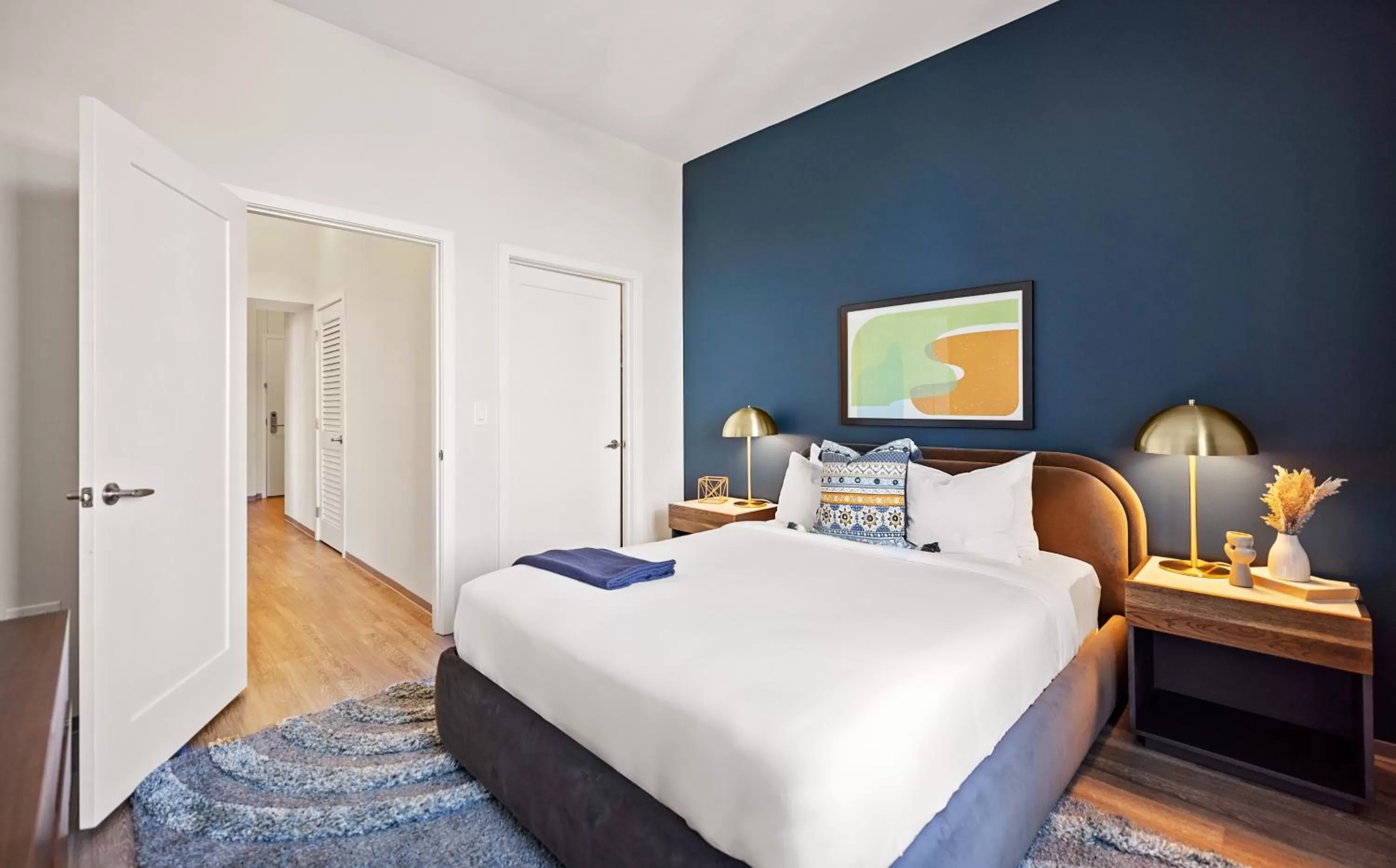 Bedroom, Bed in Placemakr Premier SoBro