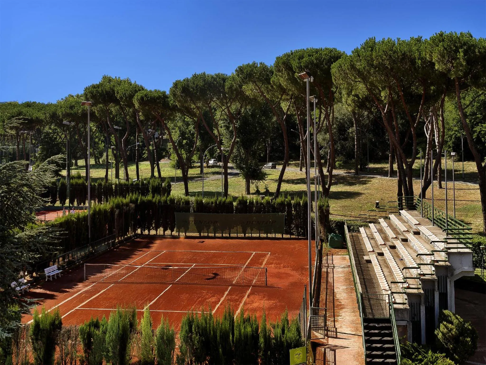 Tennis court in All Time Relais & Sport Hotel