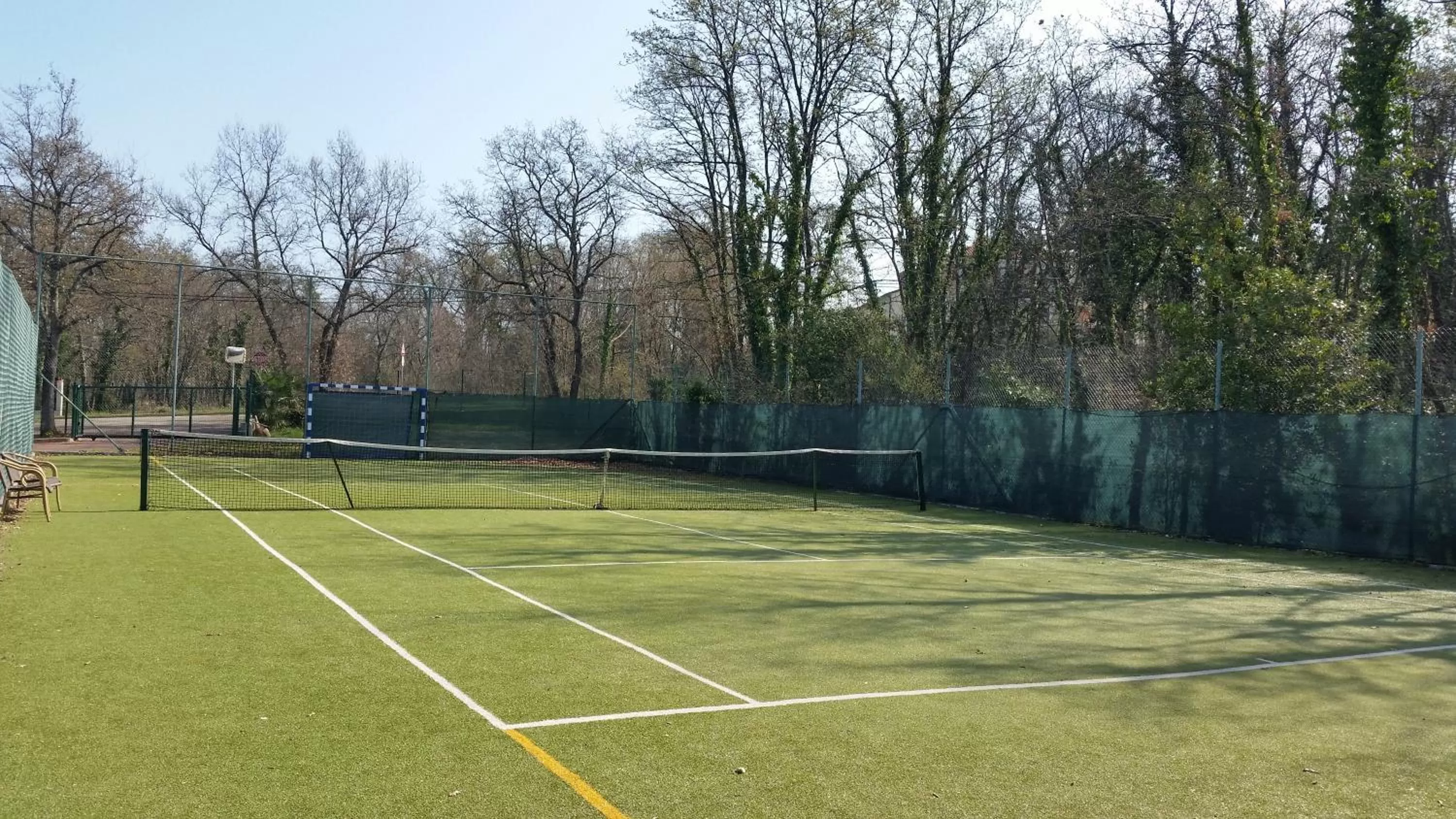 Tennis court in Hotel Zlatna Vala