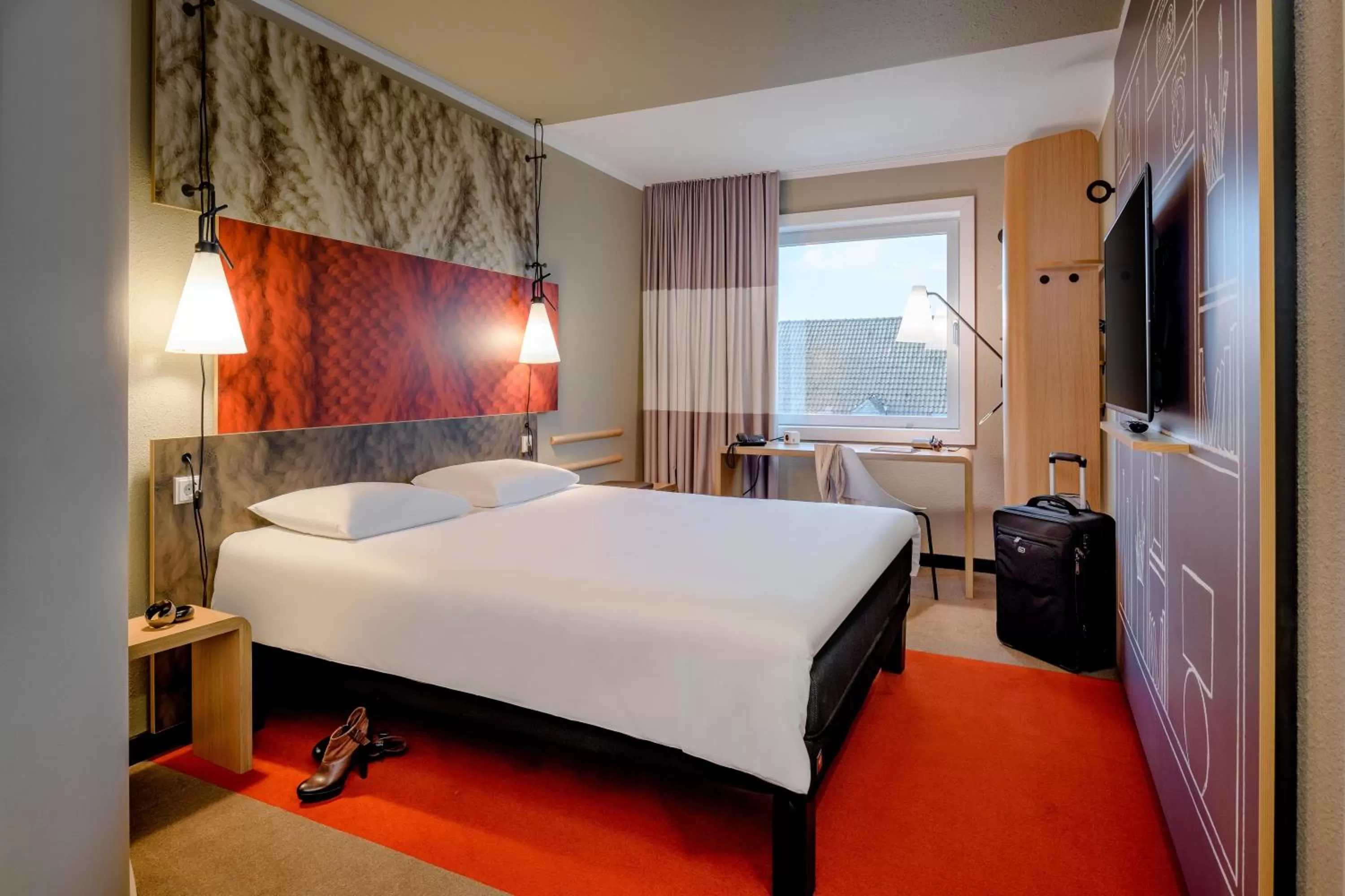 Photo of the whole room, Bed in Ibis Münster City