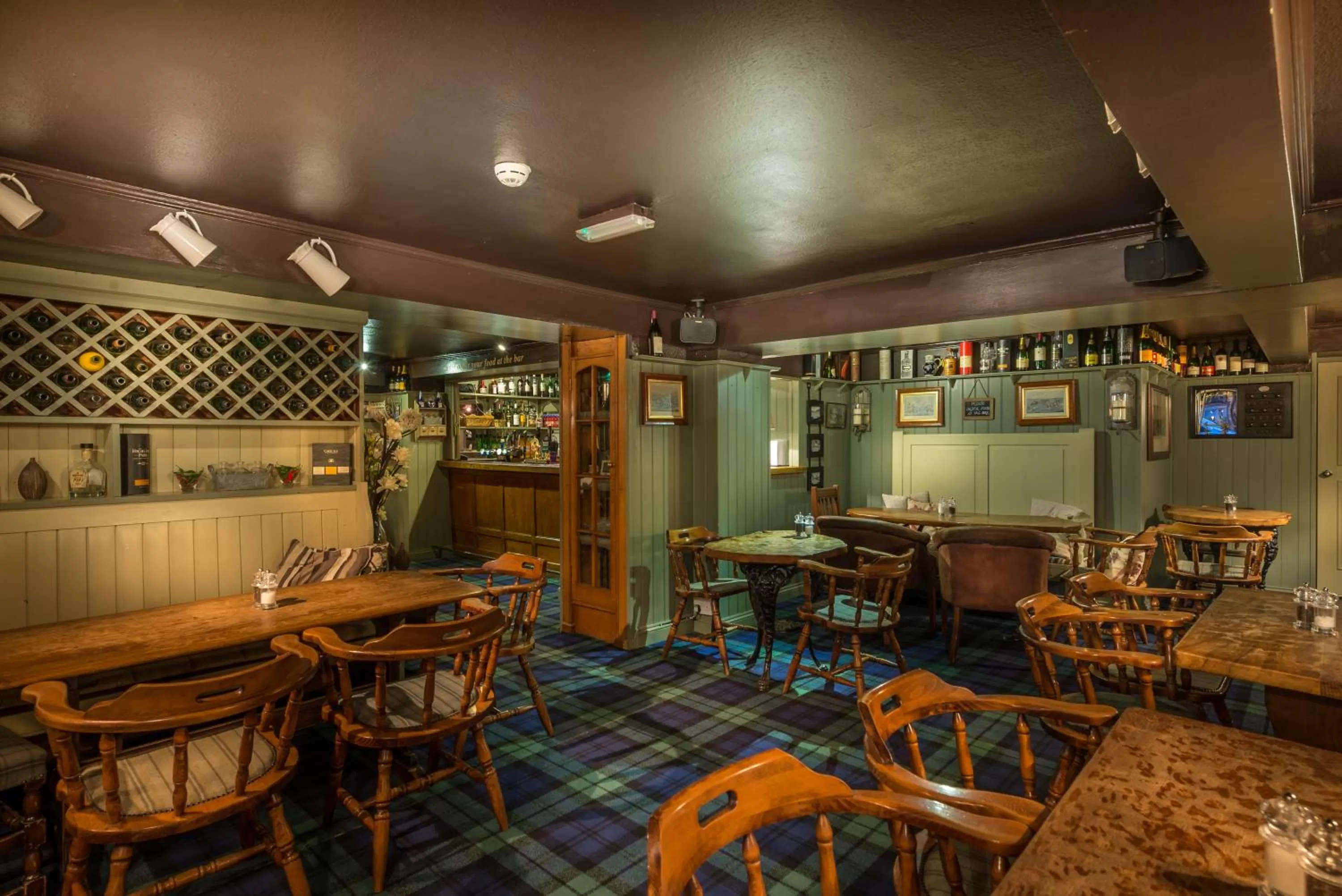Lounge or bar in The Feathers Hotel, Helmsley, North Yorkshire - The Coaching Inn Group