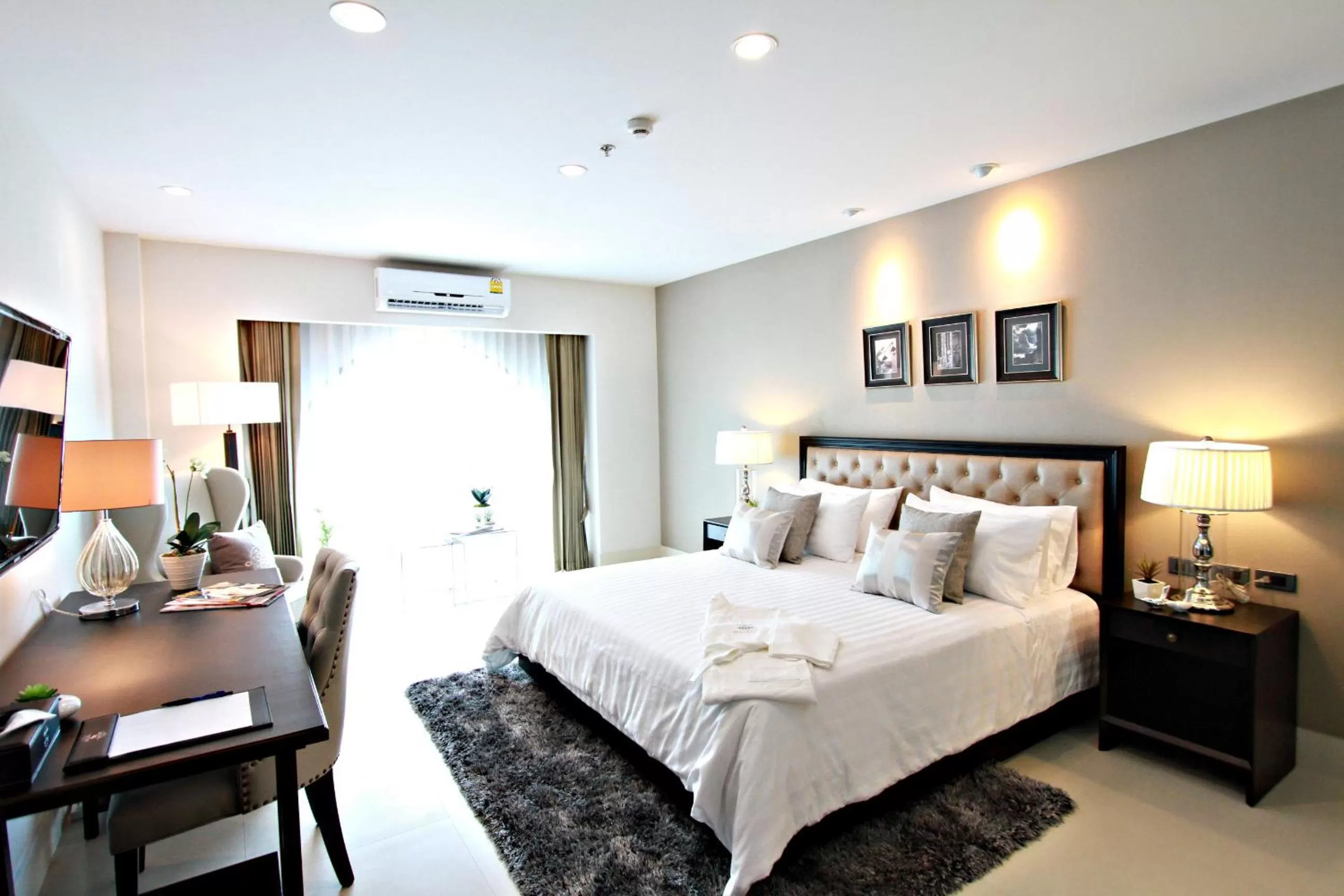 Bedroom, Bed in SN Plus Hotel - SHA Plus