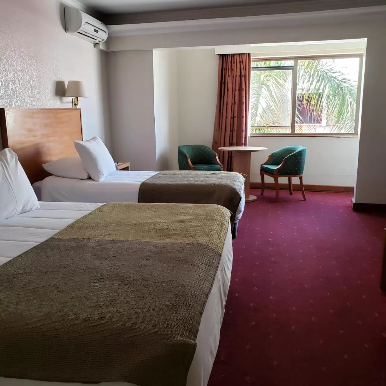 Photo of the whole room, Bed in Hotel Gavina Express