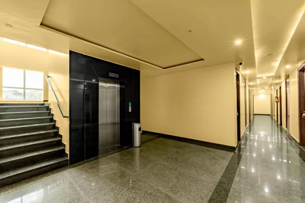 Property building in Hotel Trimurti