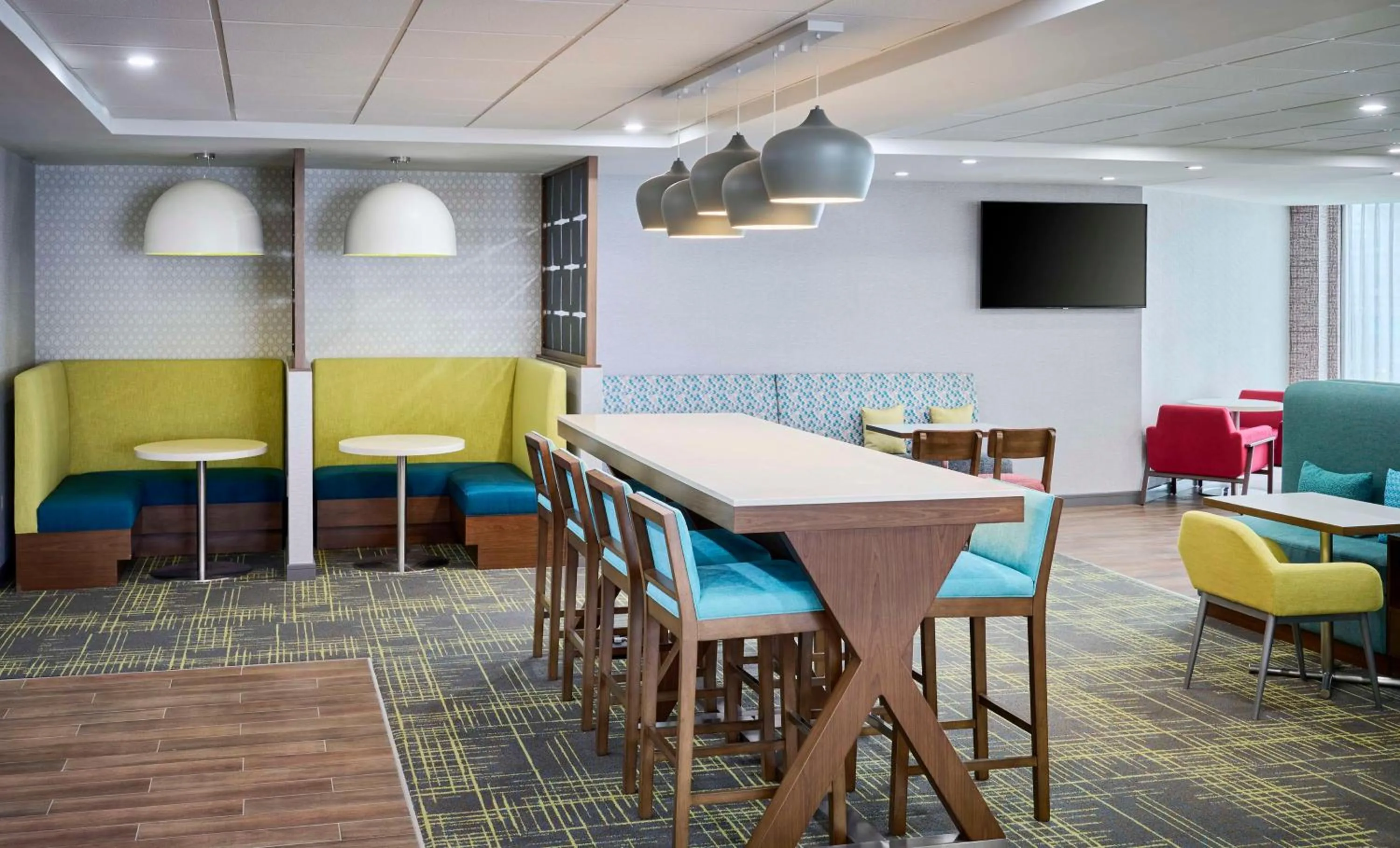 Breakfast in Hampton Inn By Hilton Hamilton