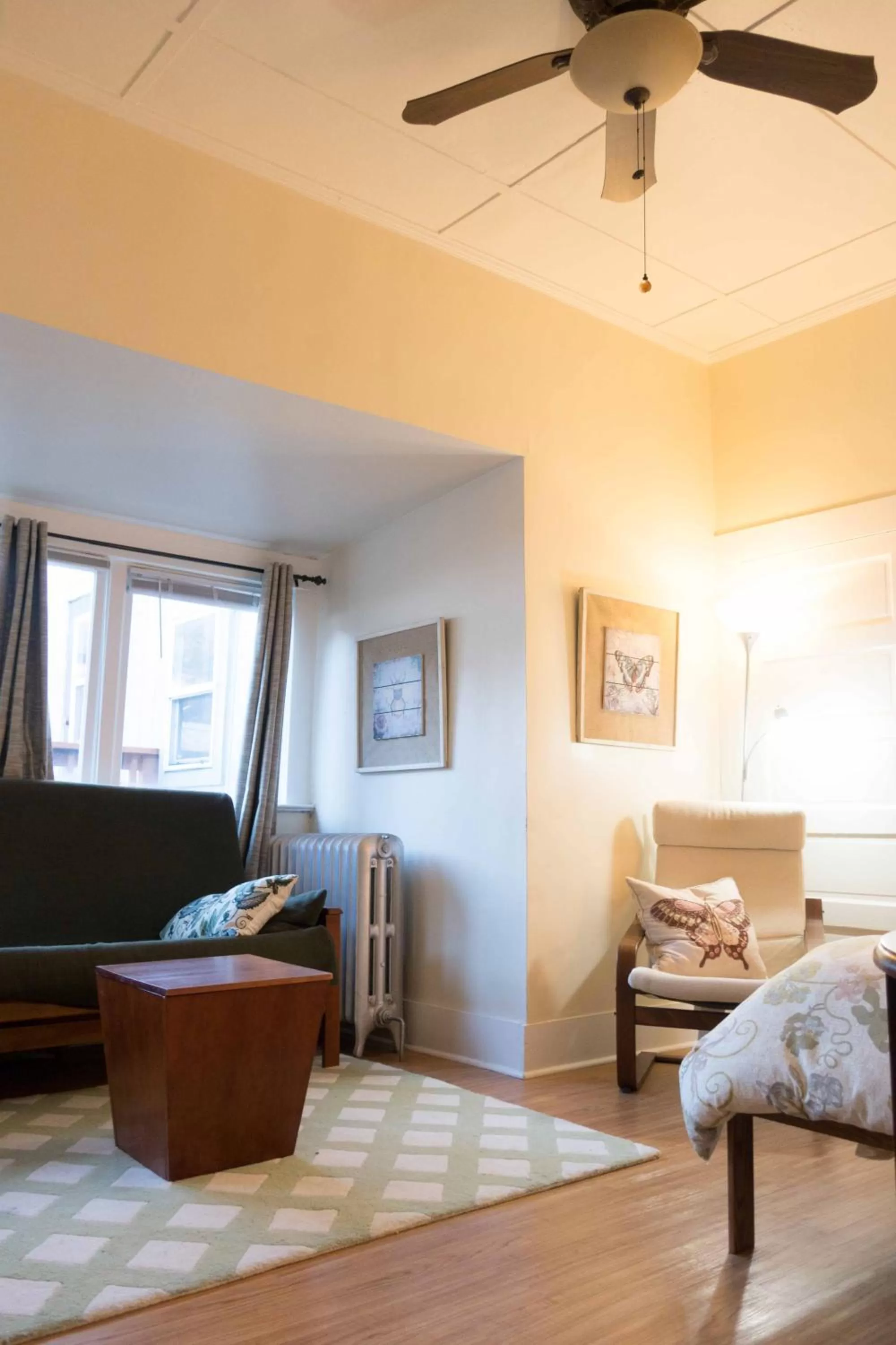 Living room in Sauerdough Lodging