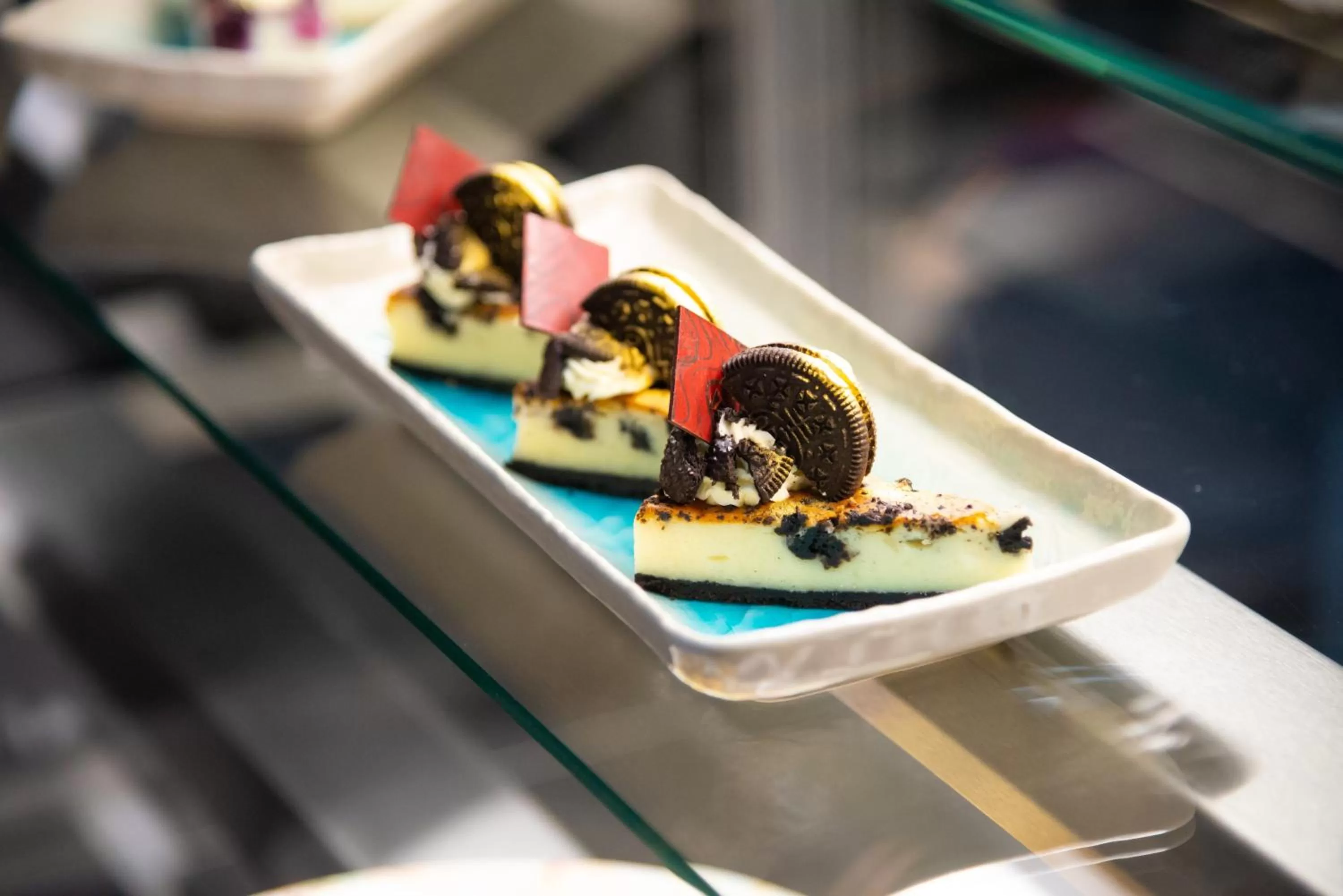 Restaurant/places to eat in Crowne Plaza London Heathrow T4 by IHG