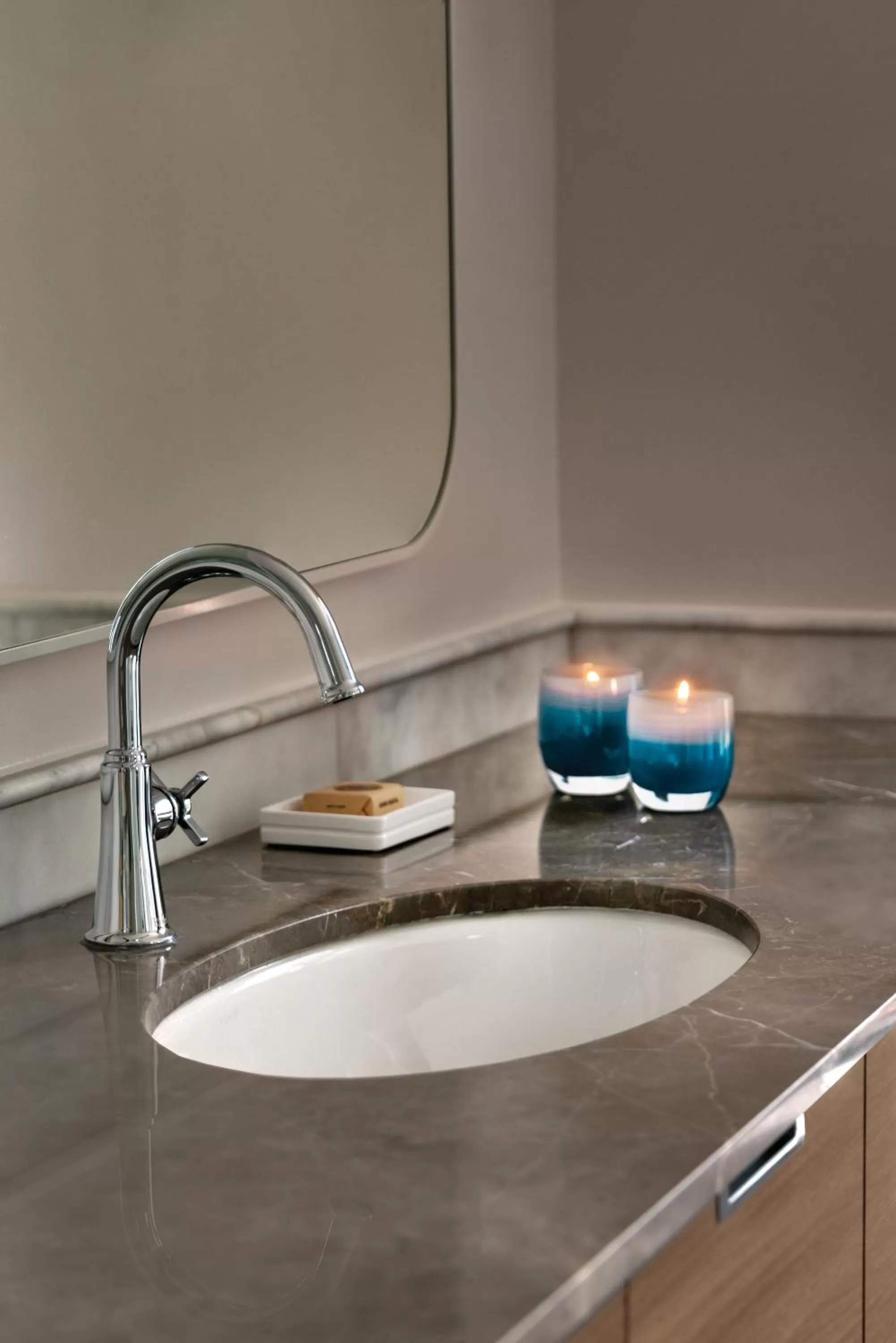 Bathroom in Seaside Hotel North Vancouver