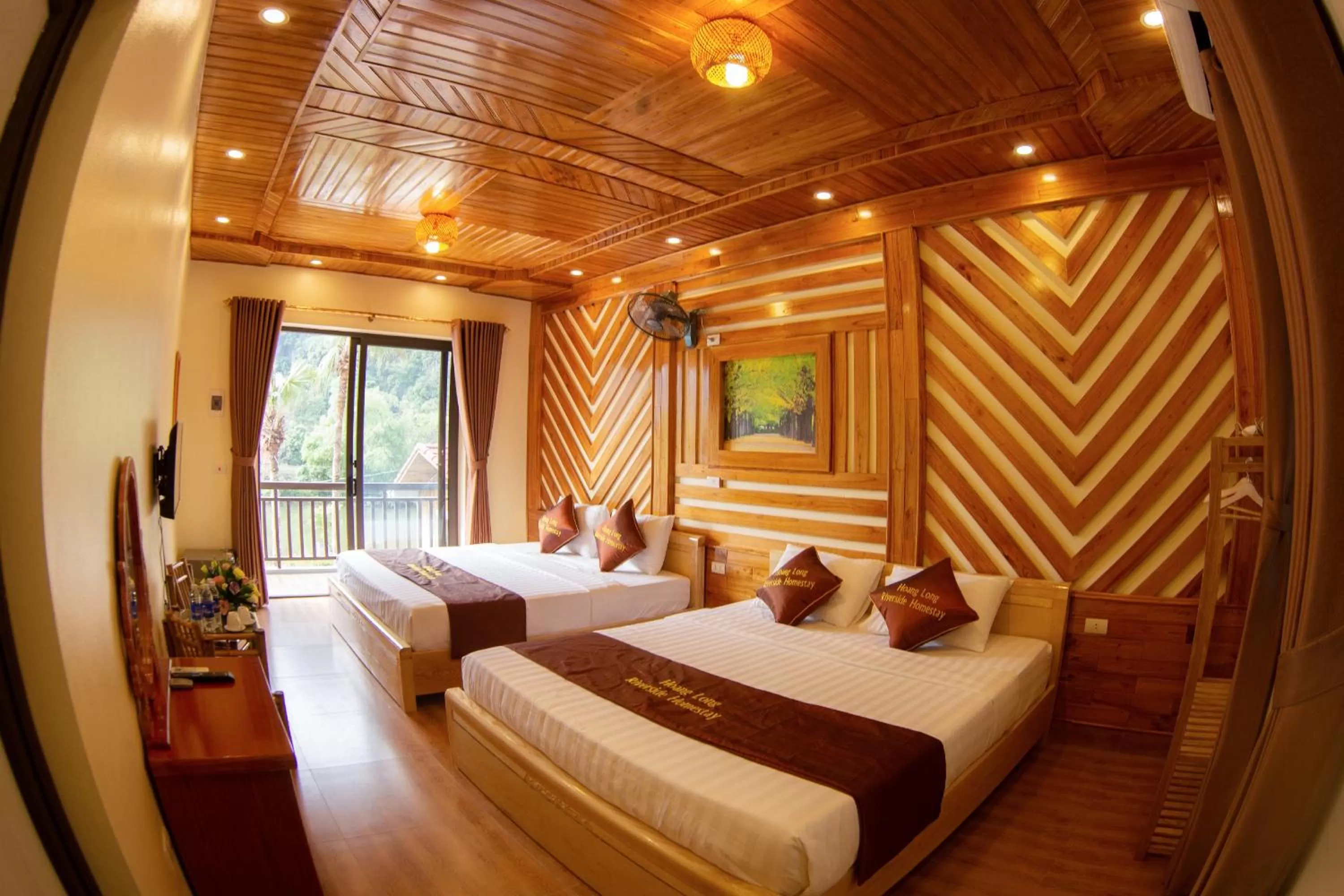 Bed in HoangLong Riverside Homestay