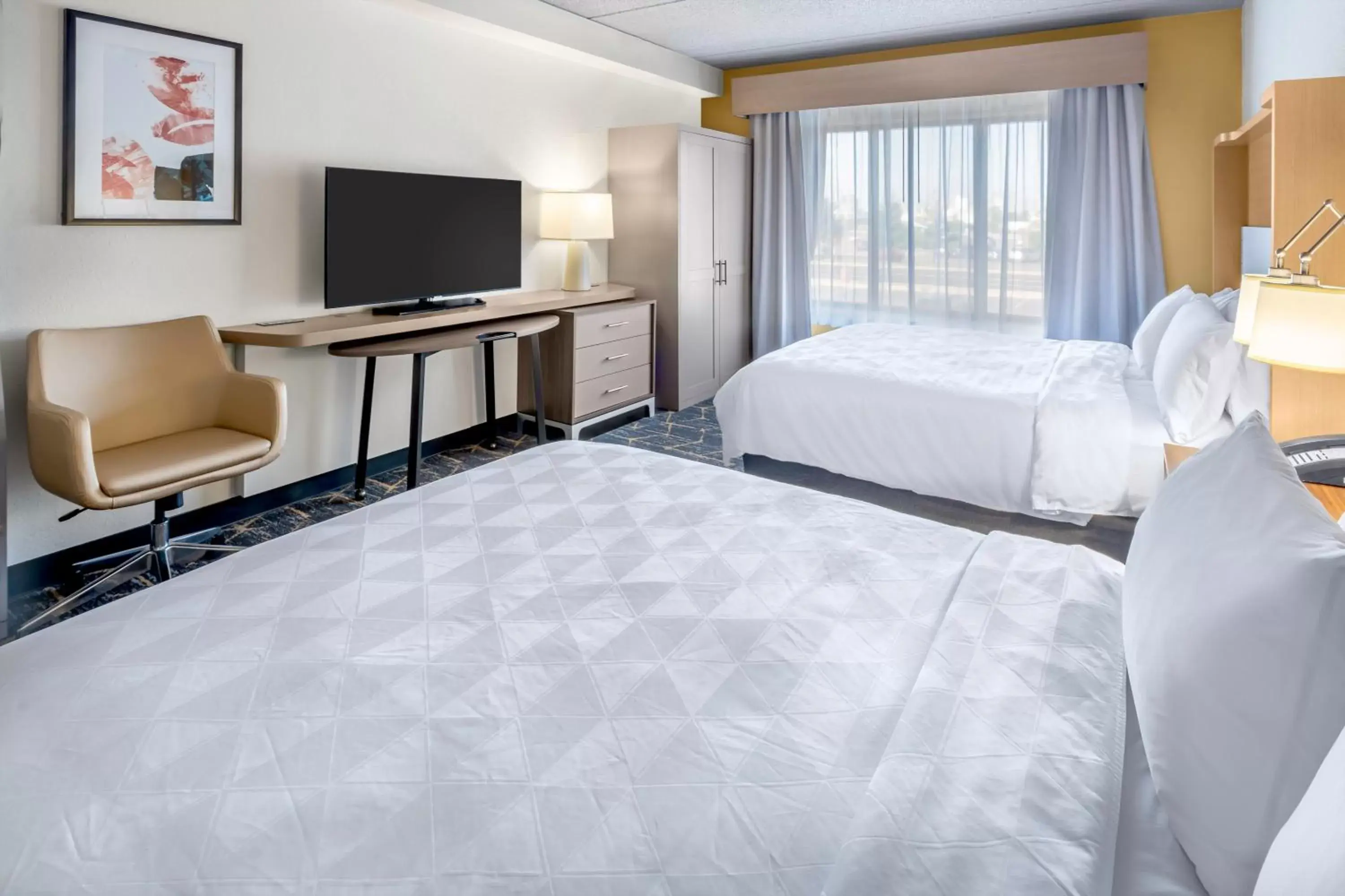 Standard Room in Holiday Inn & Suites Wausau-Rothschild by IHG Standard Room in Holiday Inn & Suites Wausau-Rothschild by IHG