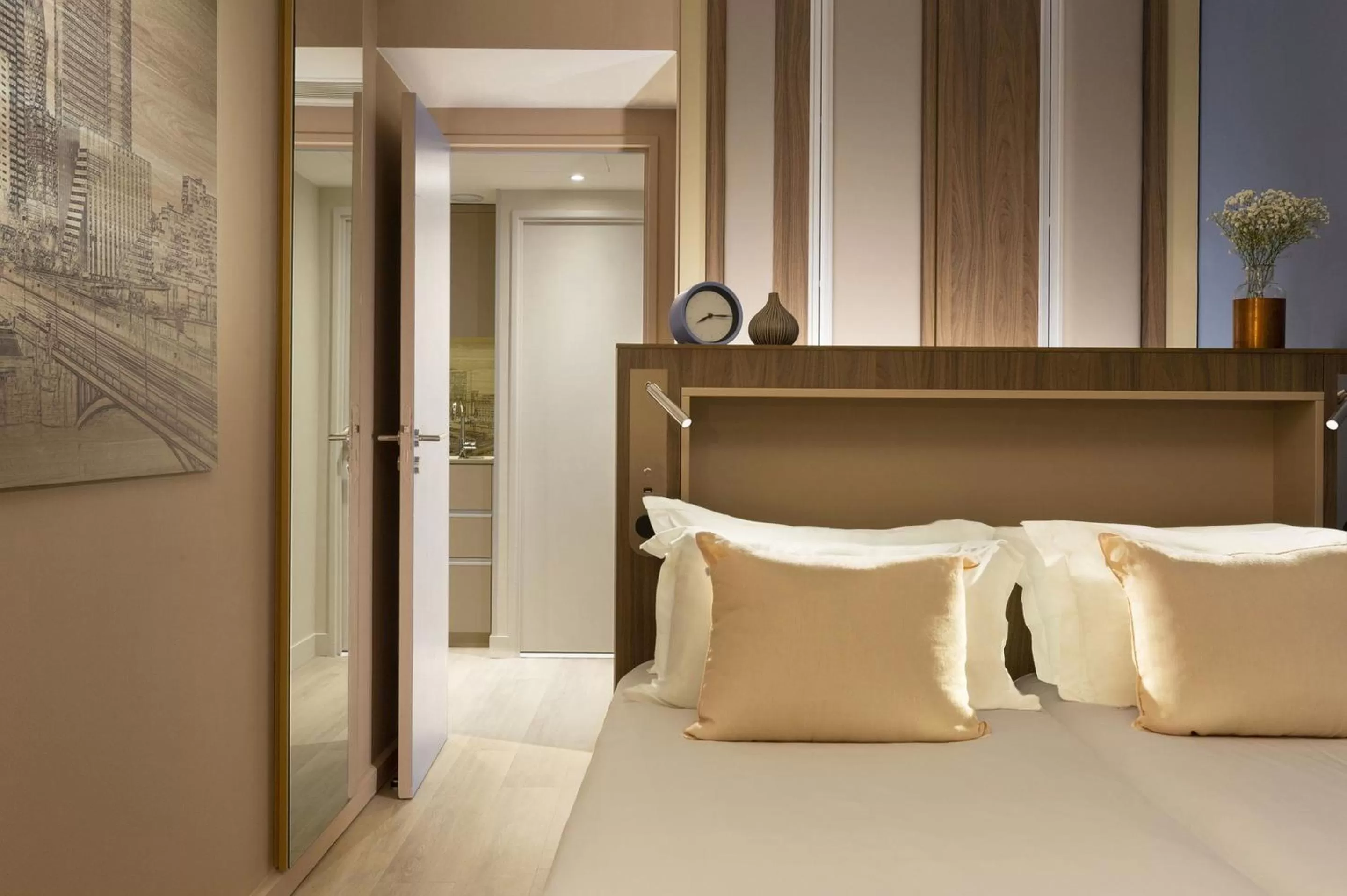 Bed in Citadines La Défense Paris