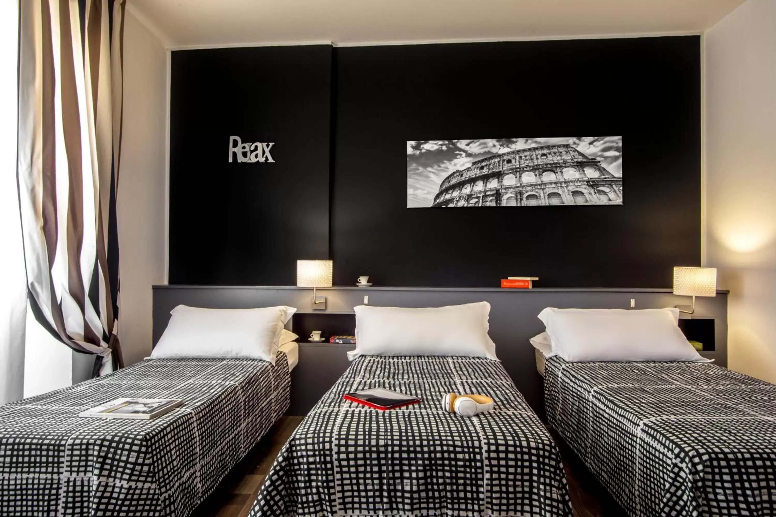 Triple Room in Radio Hotel Triple Room in Radio Hotel