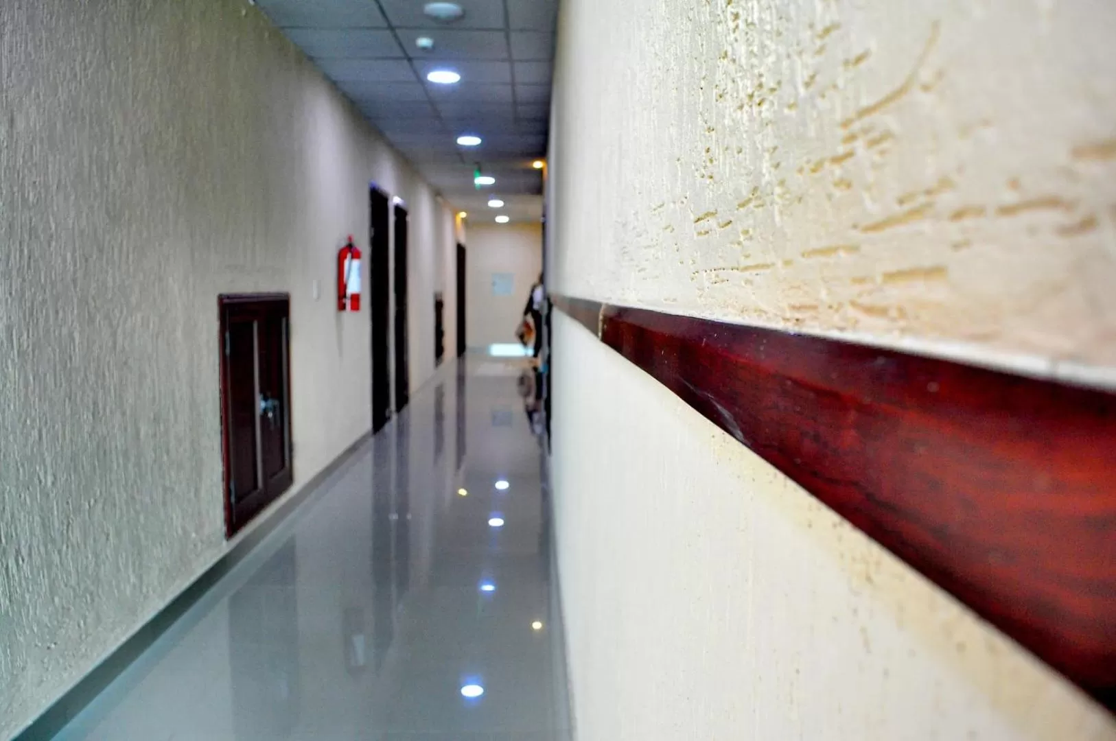 Property building in Howard Johnson Ciudad del Este