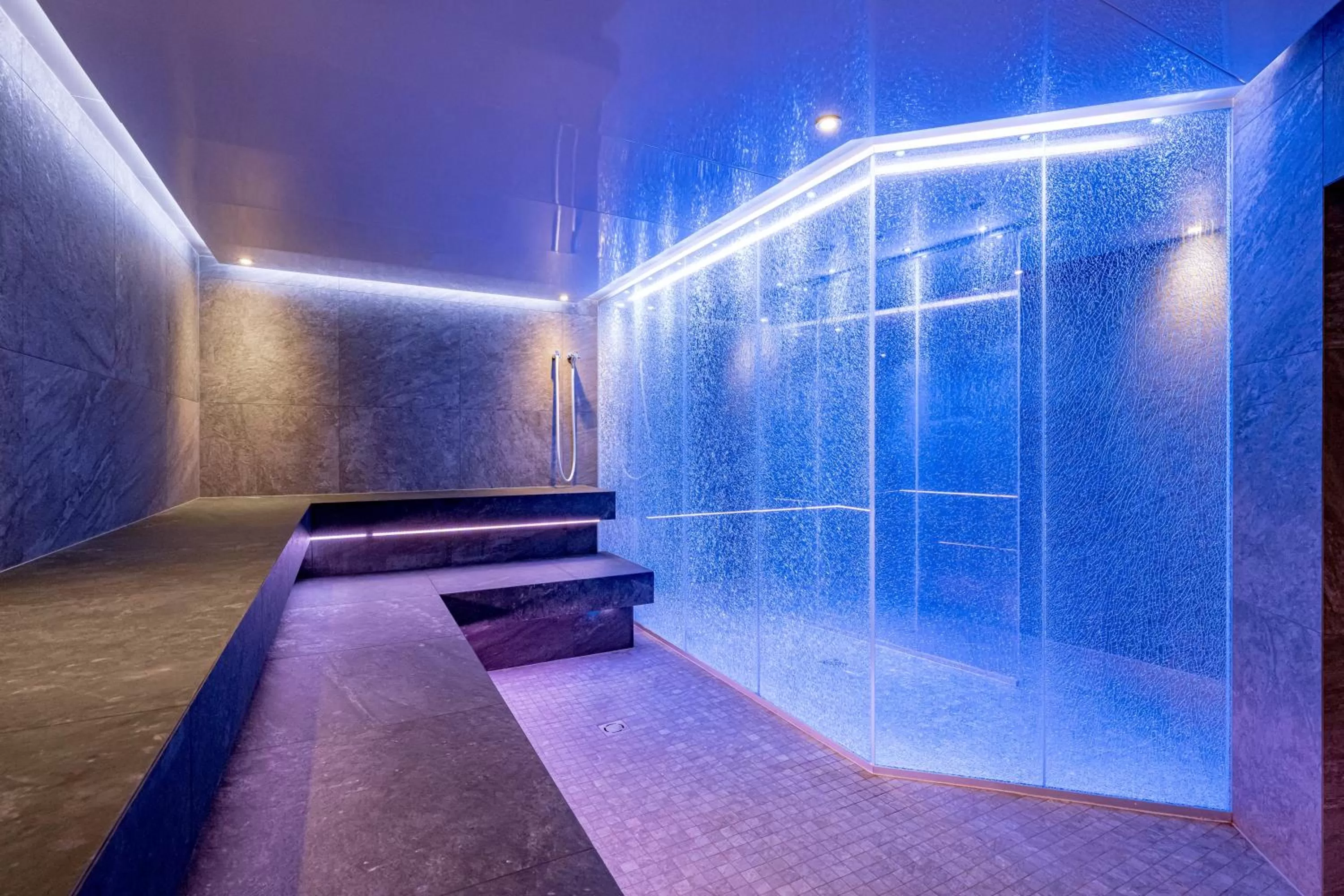 Steam room in Natur & Spa Hotel Lärchenhof