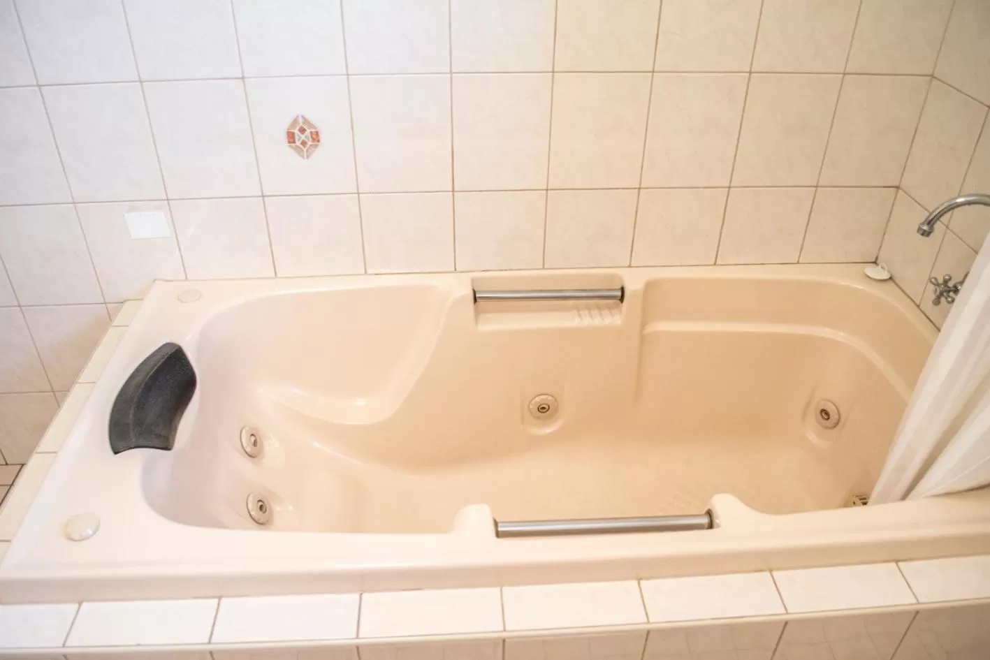 Bathroom in Highway Inn Motel