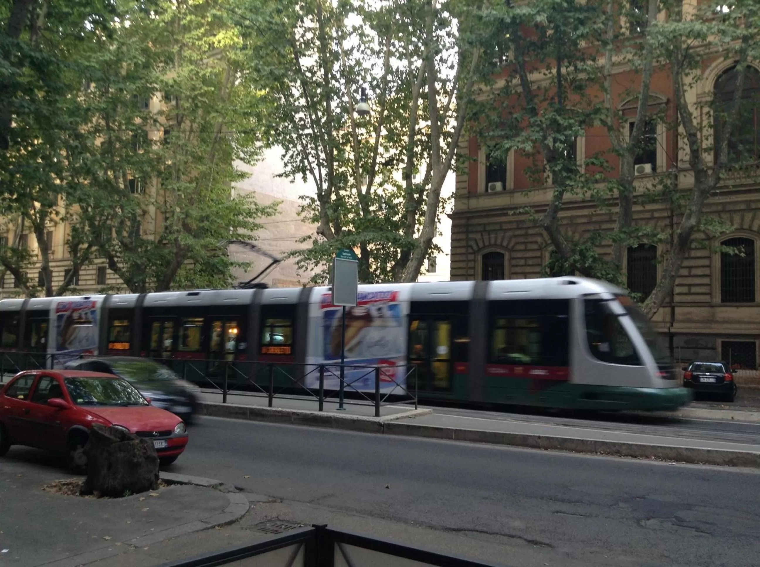 Facade/entrance in Black & White G&G