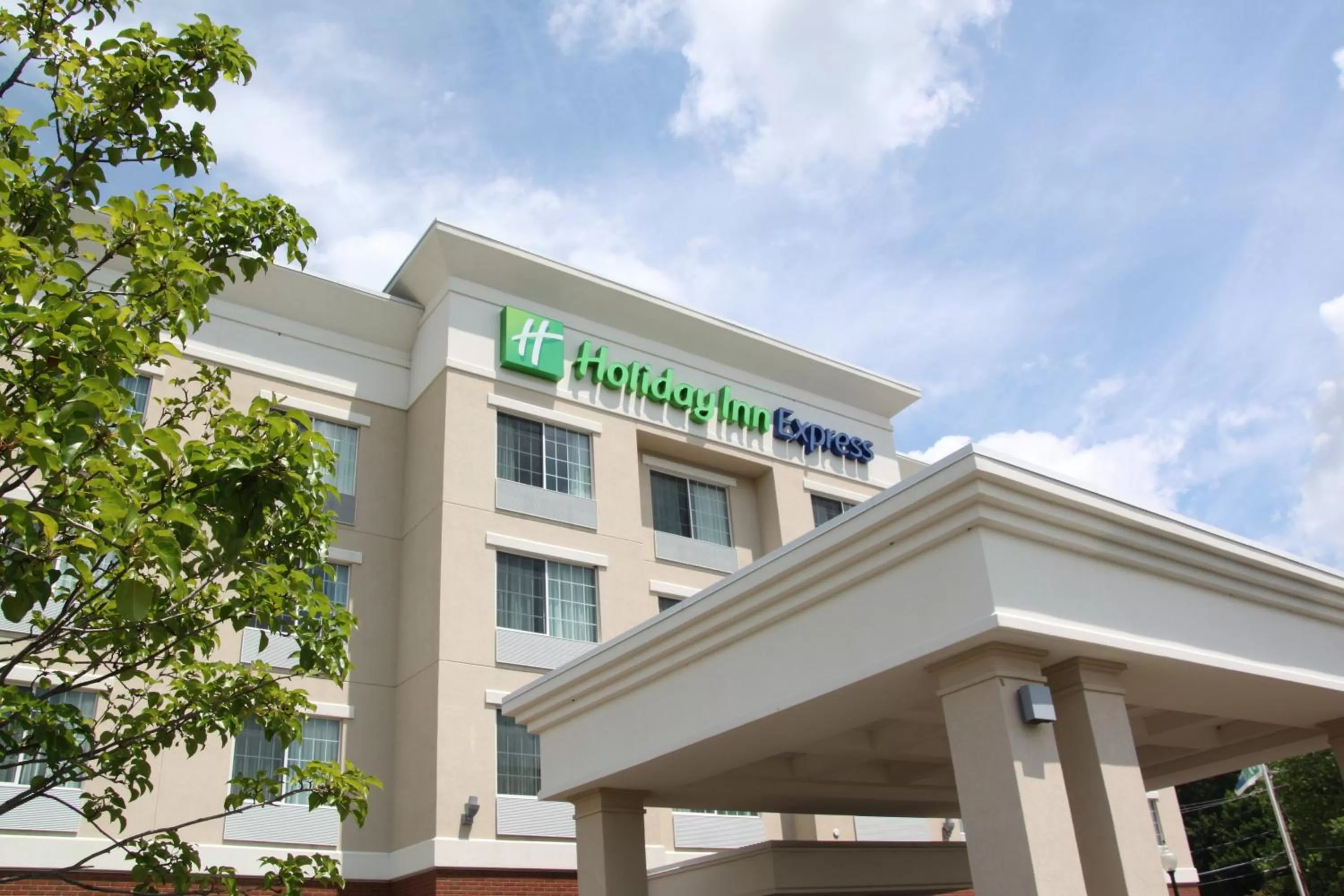 Property building in Holiday Inn Express - Cortland by IHG