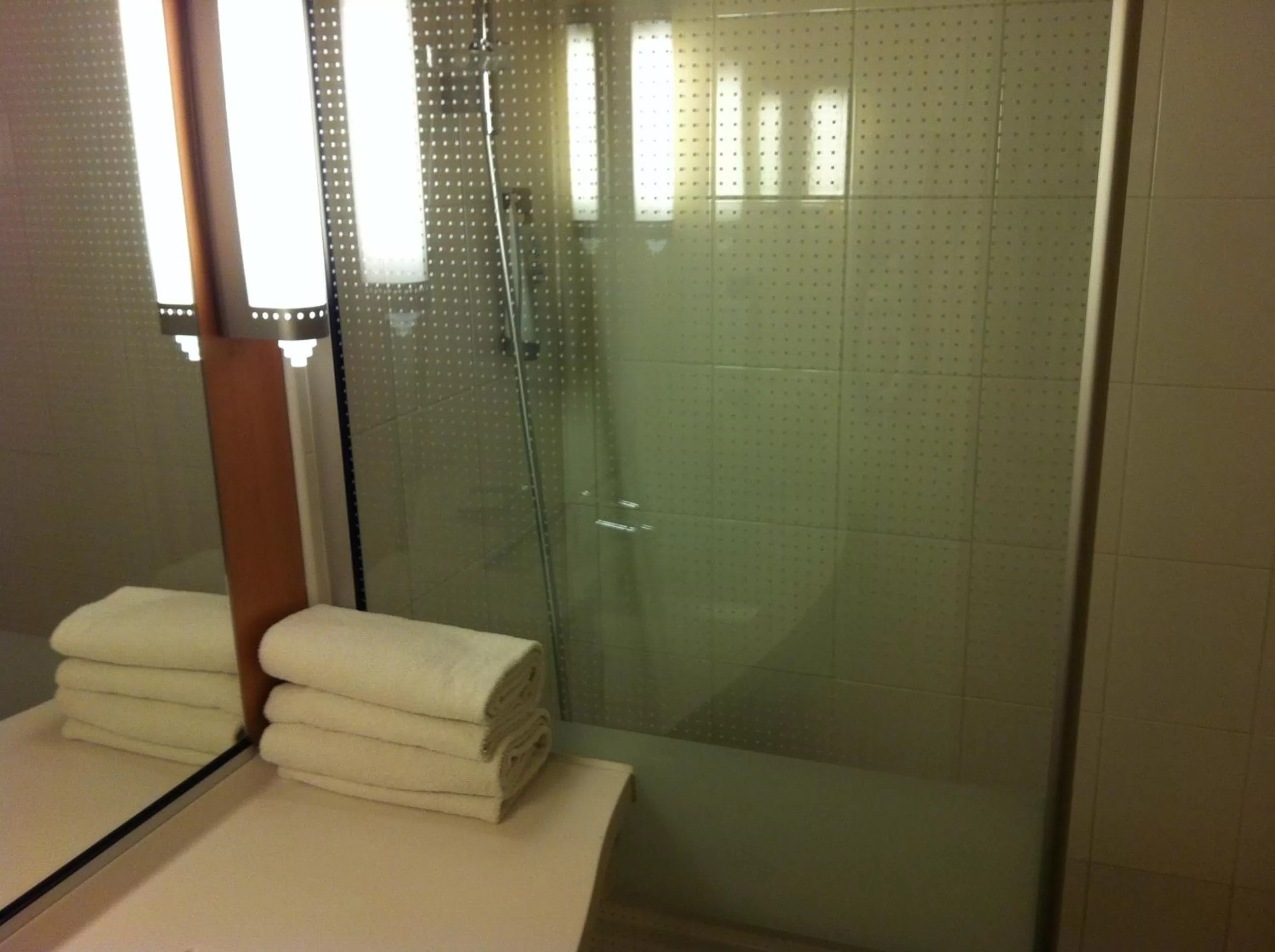 Standard Room with 1 Double Bed in ibis Grenoble Centre Bastille