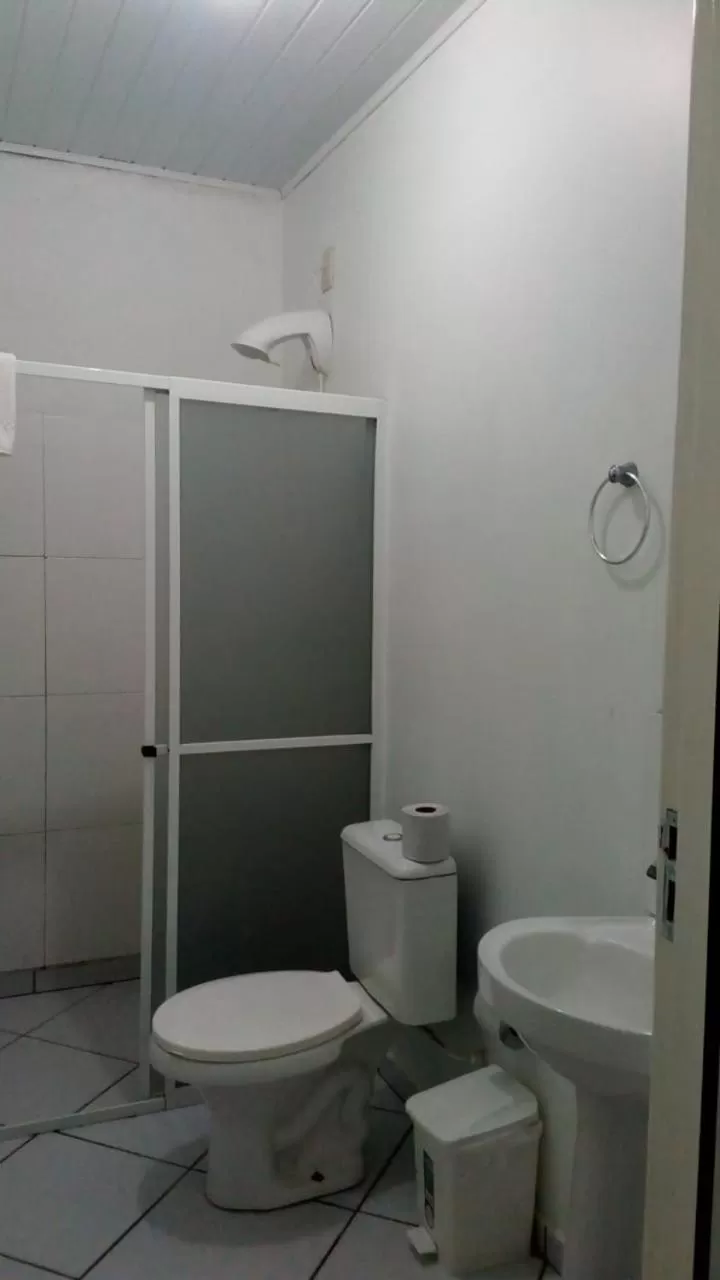 Bathroom in Urussanga Hotel