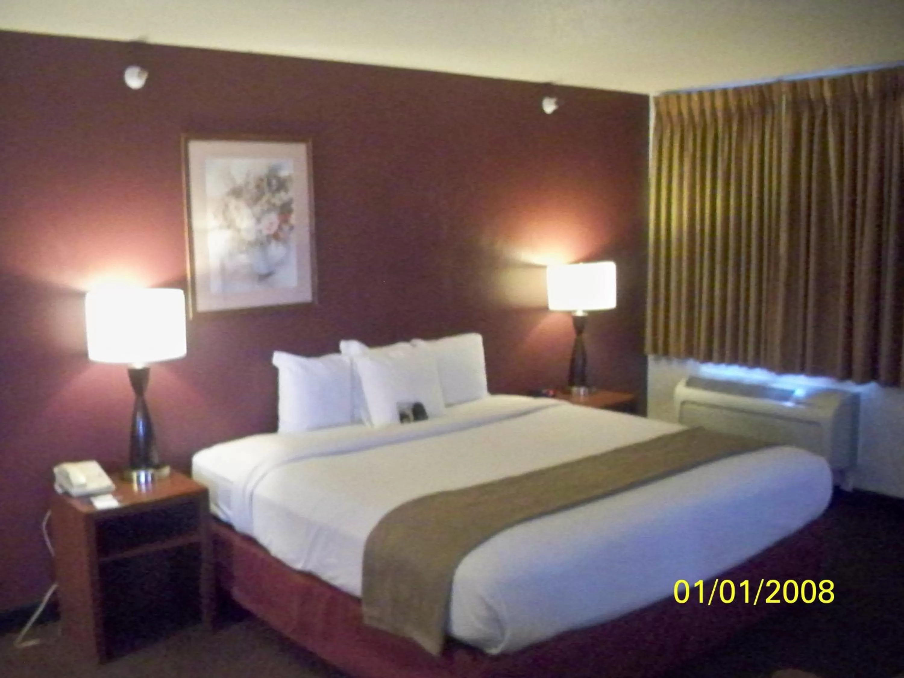 Bed in Baymont by Wyndham Golden/Red Rocks