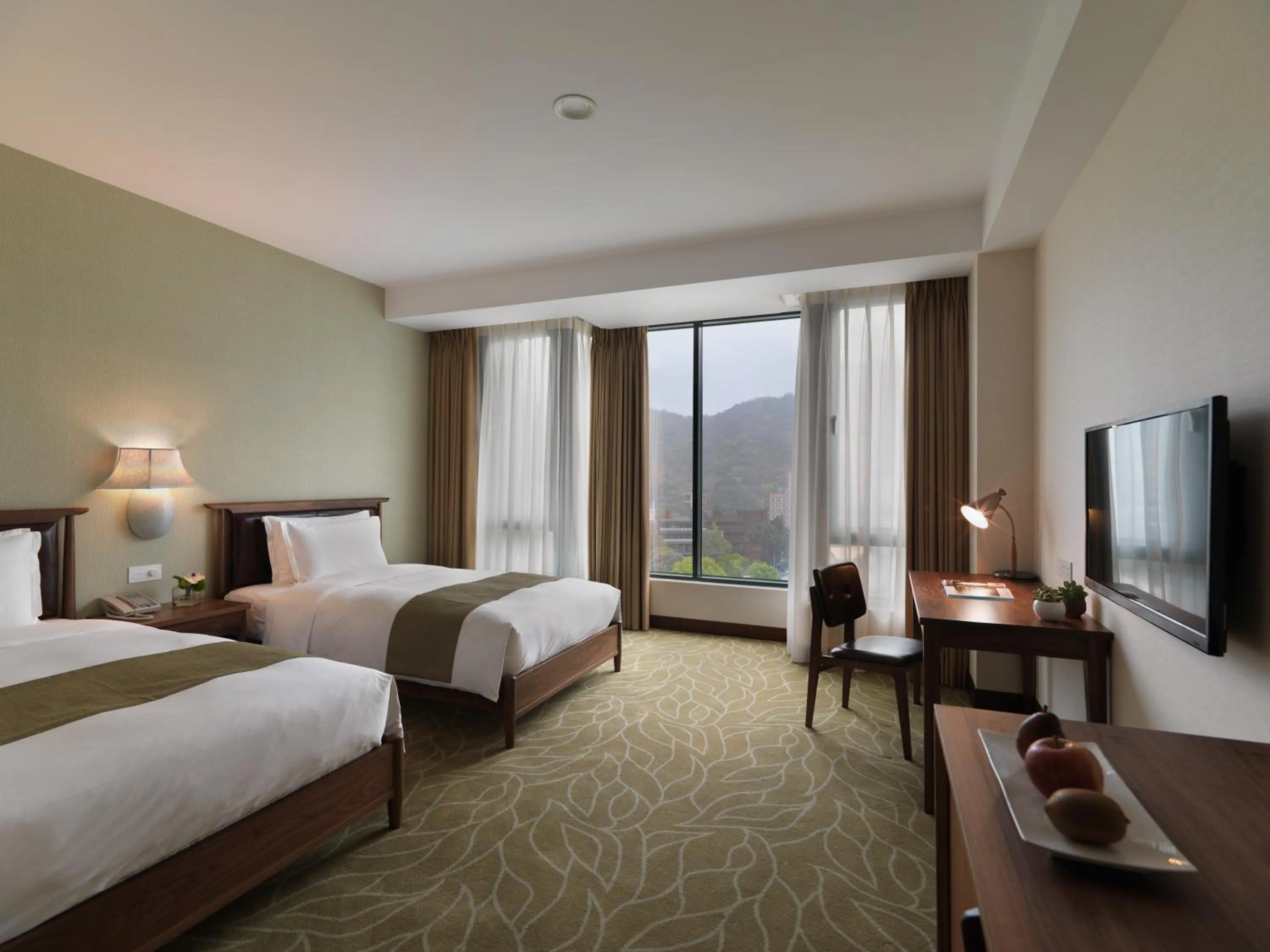 Deluxe Twin Room in Yusense Hotel