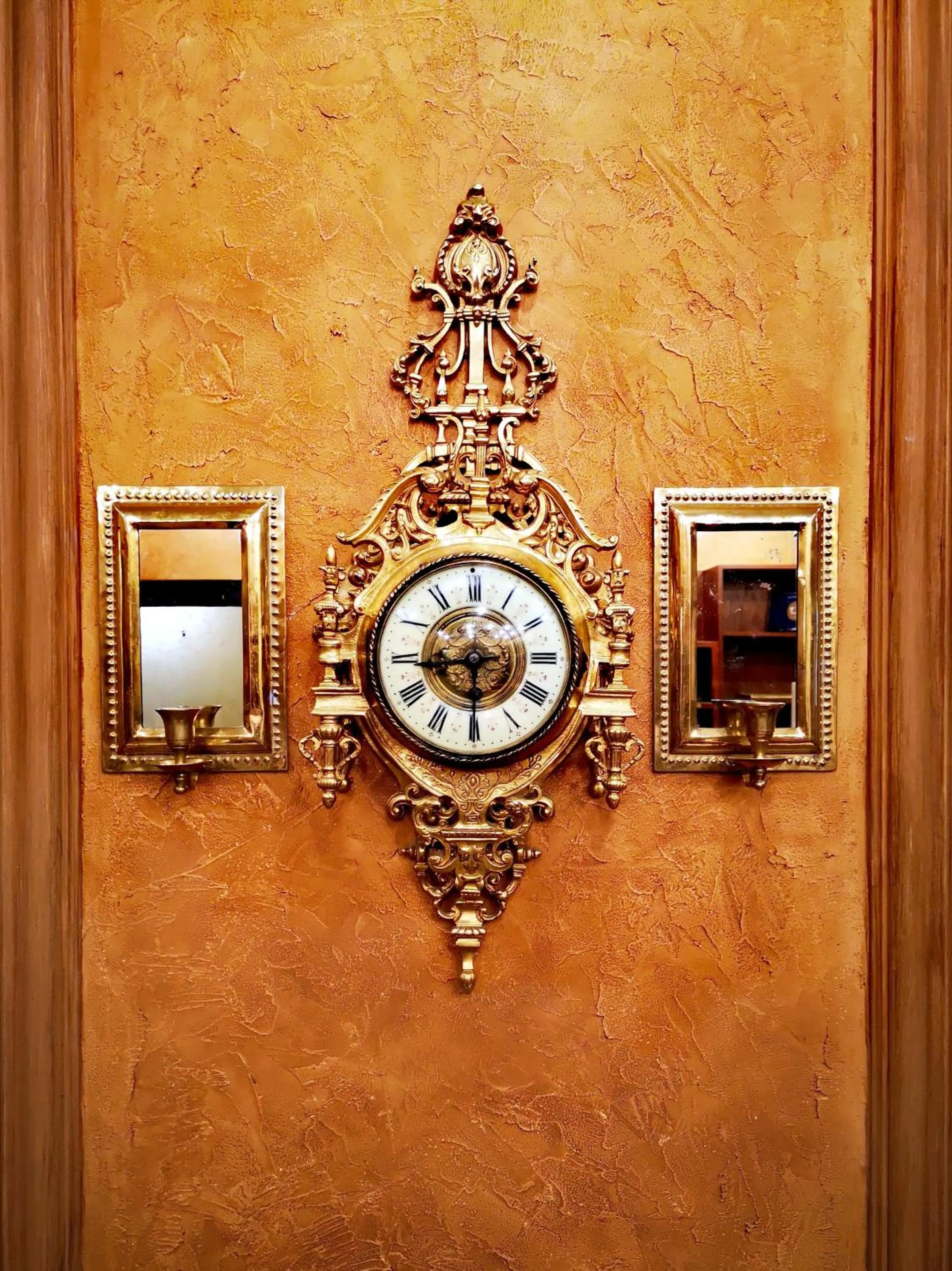 Lobby or reception in Meg-Lozenetz Hotel