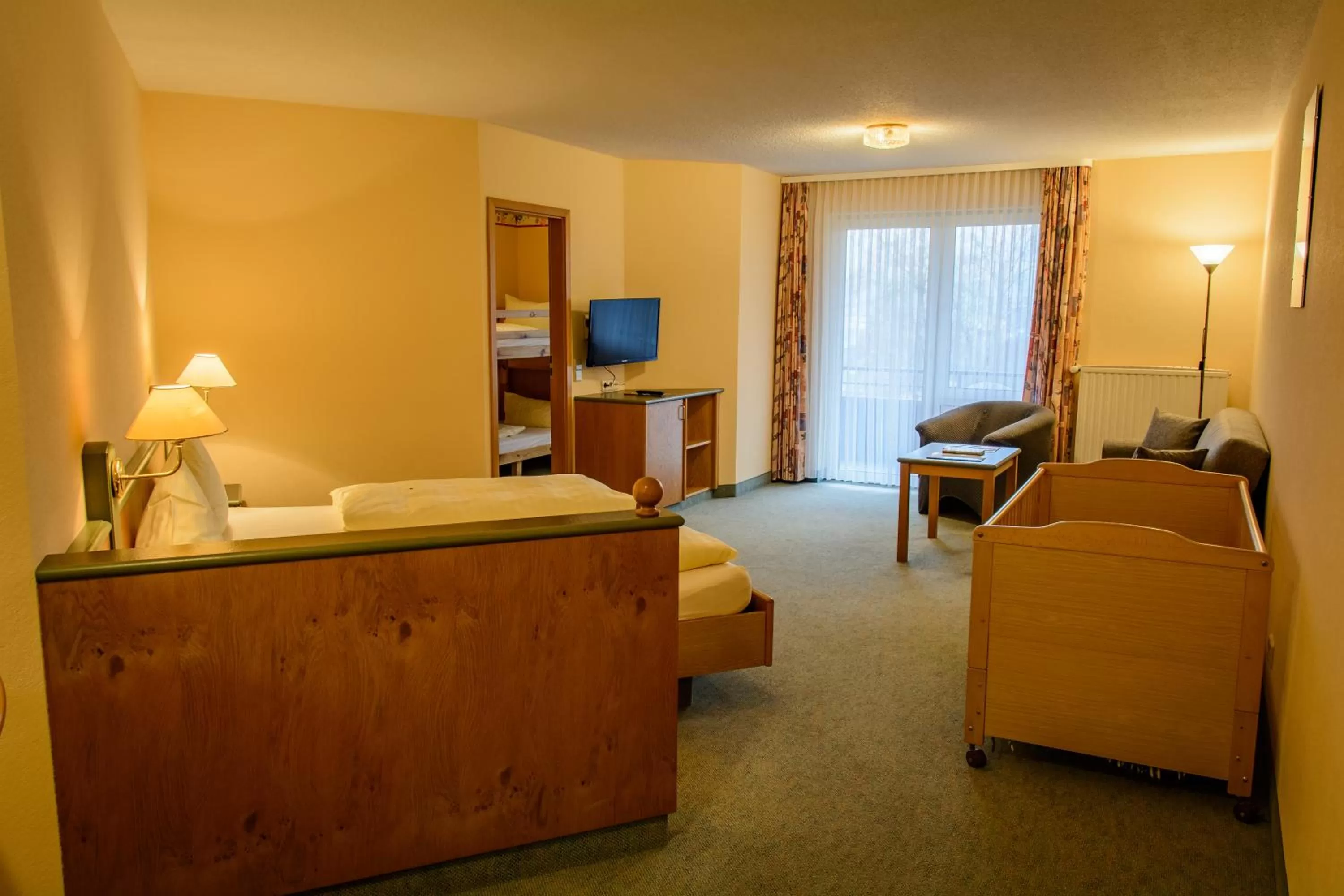 Photo of the whole room, Bed in Landhotel Henkenhof Willingen