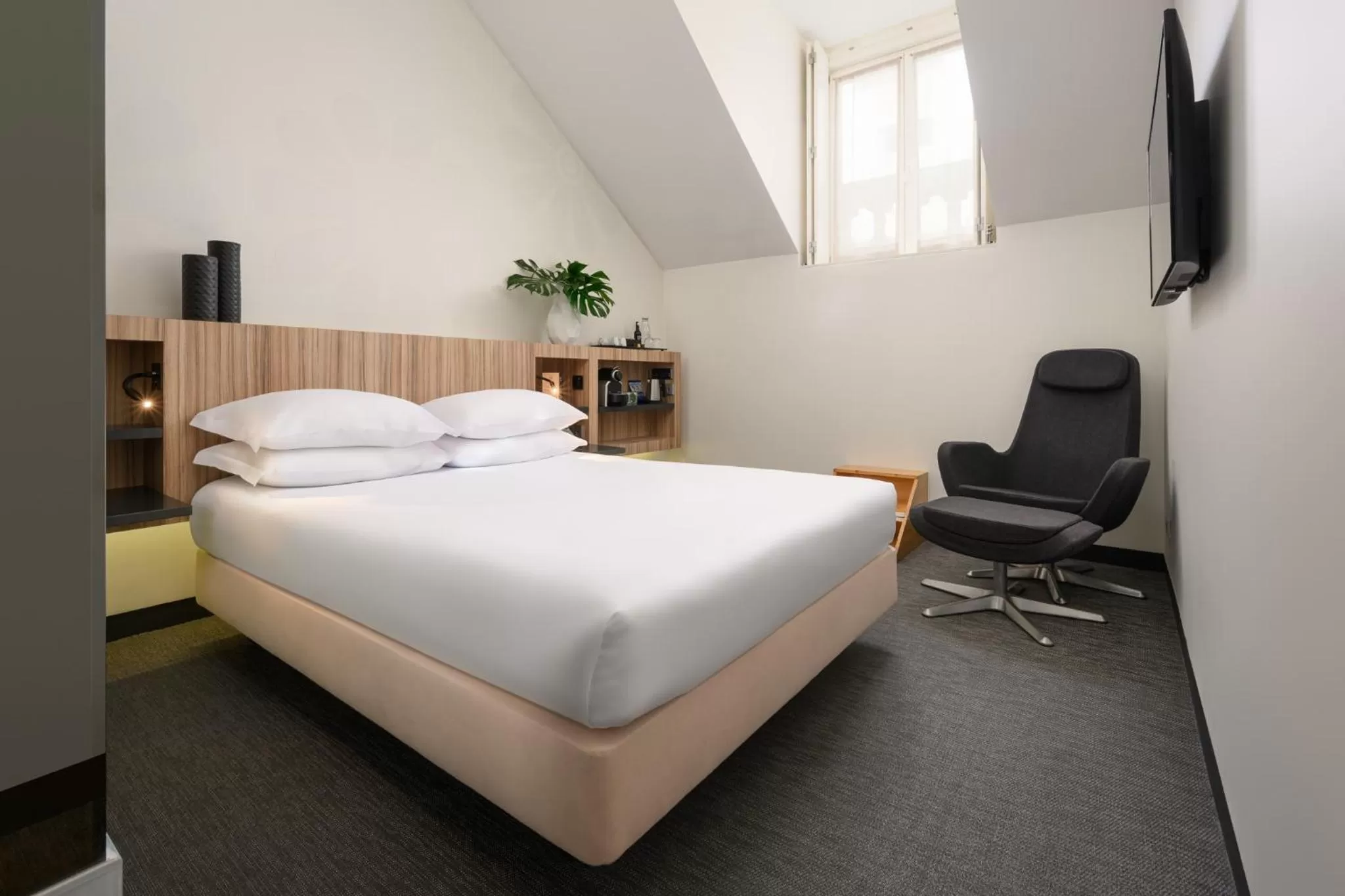 Bedroom, Bed in Inspira Liberdade Boutique Hotel