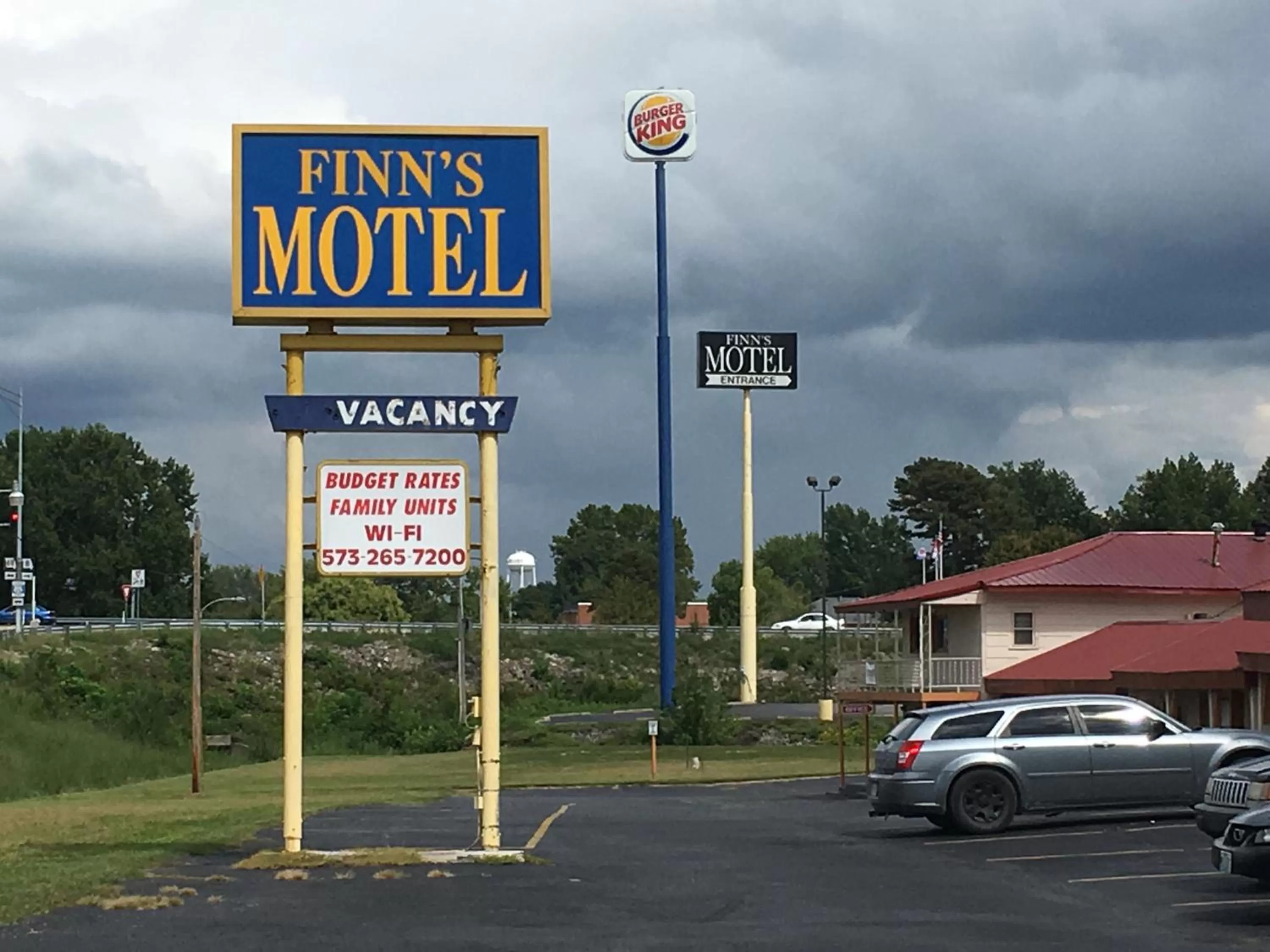 Finn's Motel