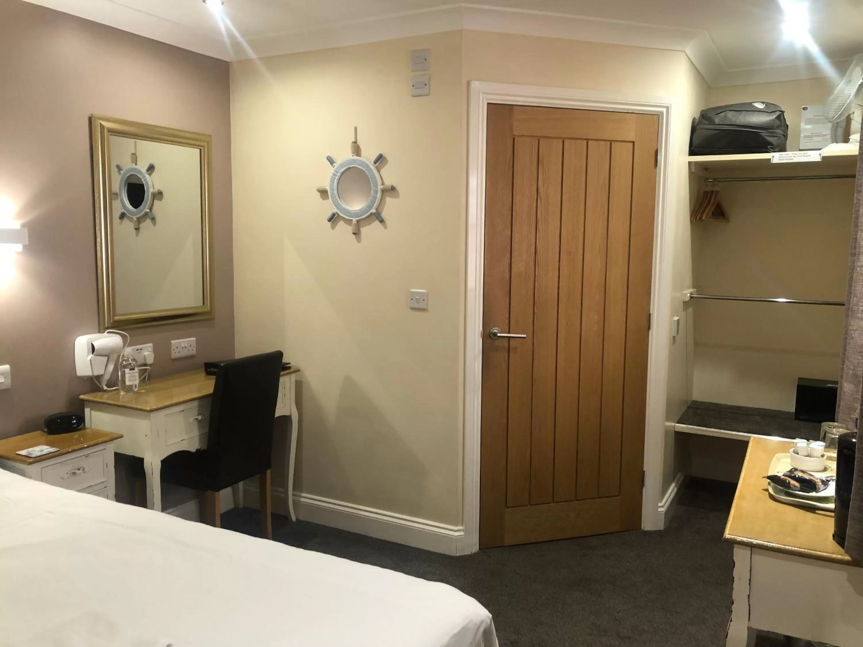 View (from property/room), Bed in Queen Phillippa