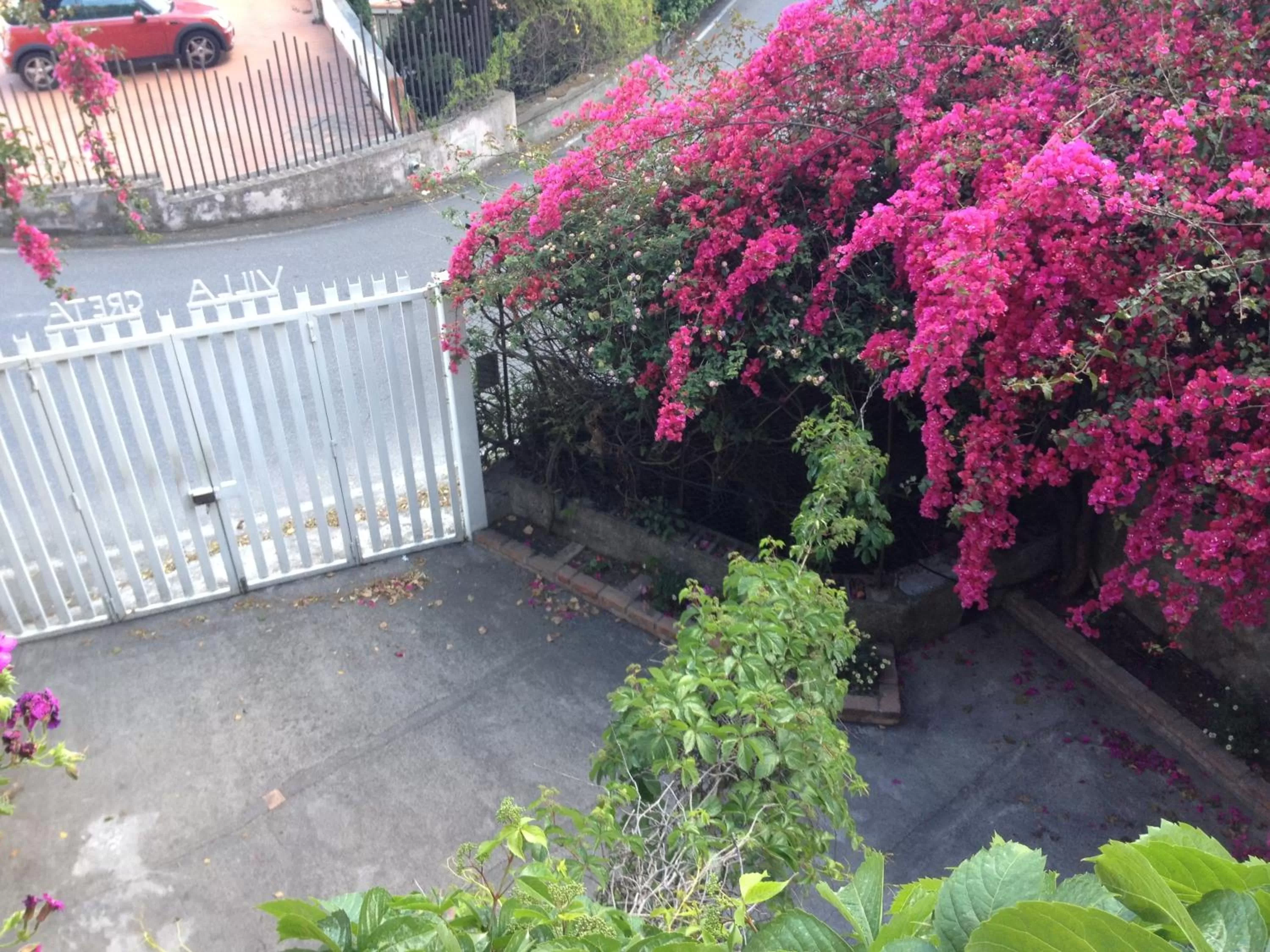 Facade/entrance in Villa Greta Hotel Rooms & Suites