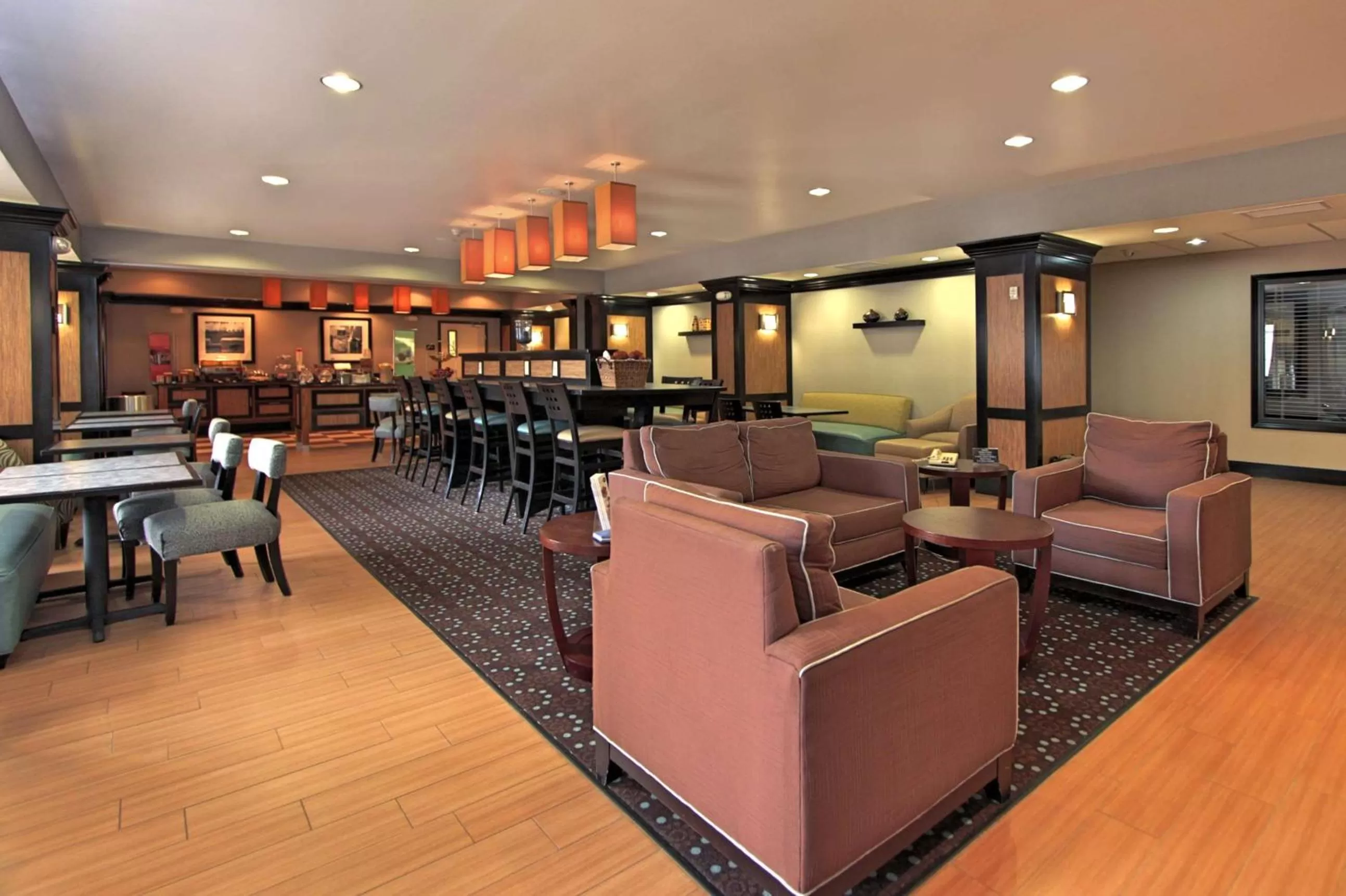 Lobby or reception in Hampton Inn Defiance