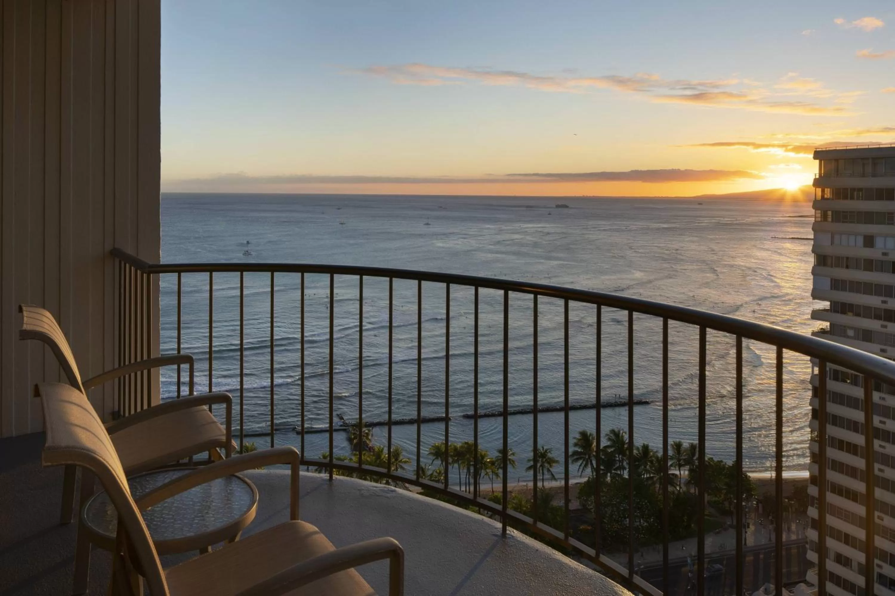 Photo of the whole room in Waikiki Beach Marriott Resort & Spa
