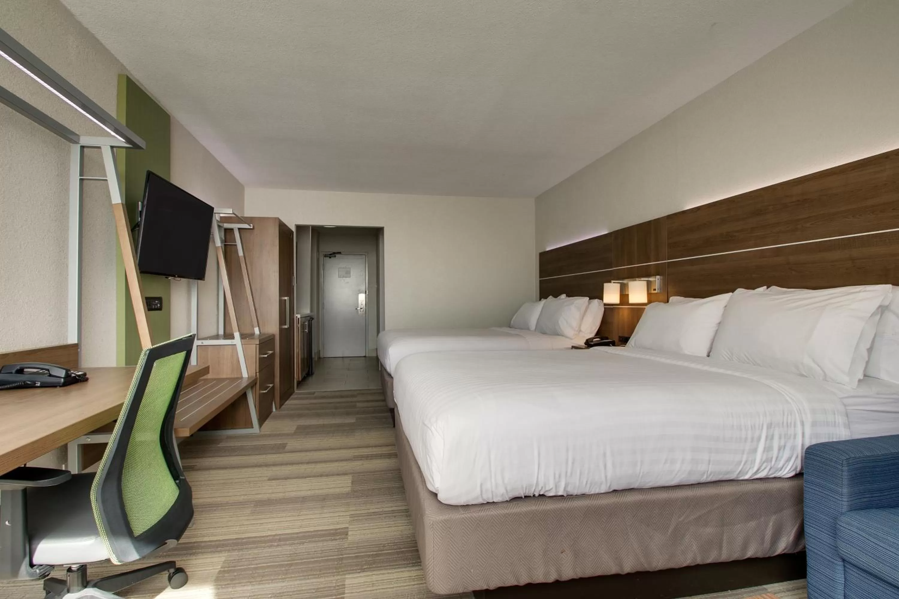 Holiday Inn Express & Suites Wapakoneta by IHG
