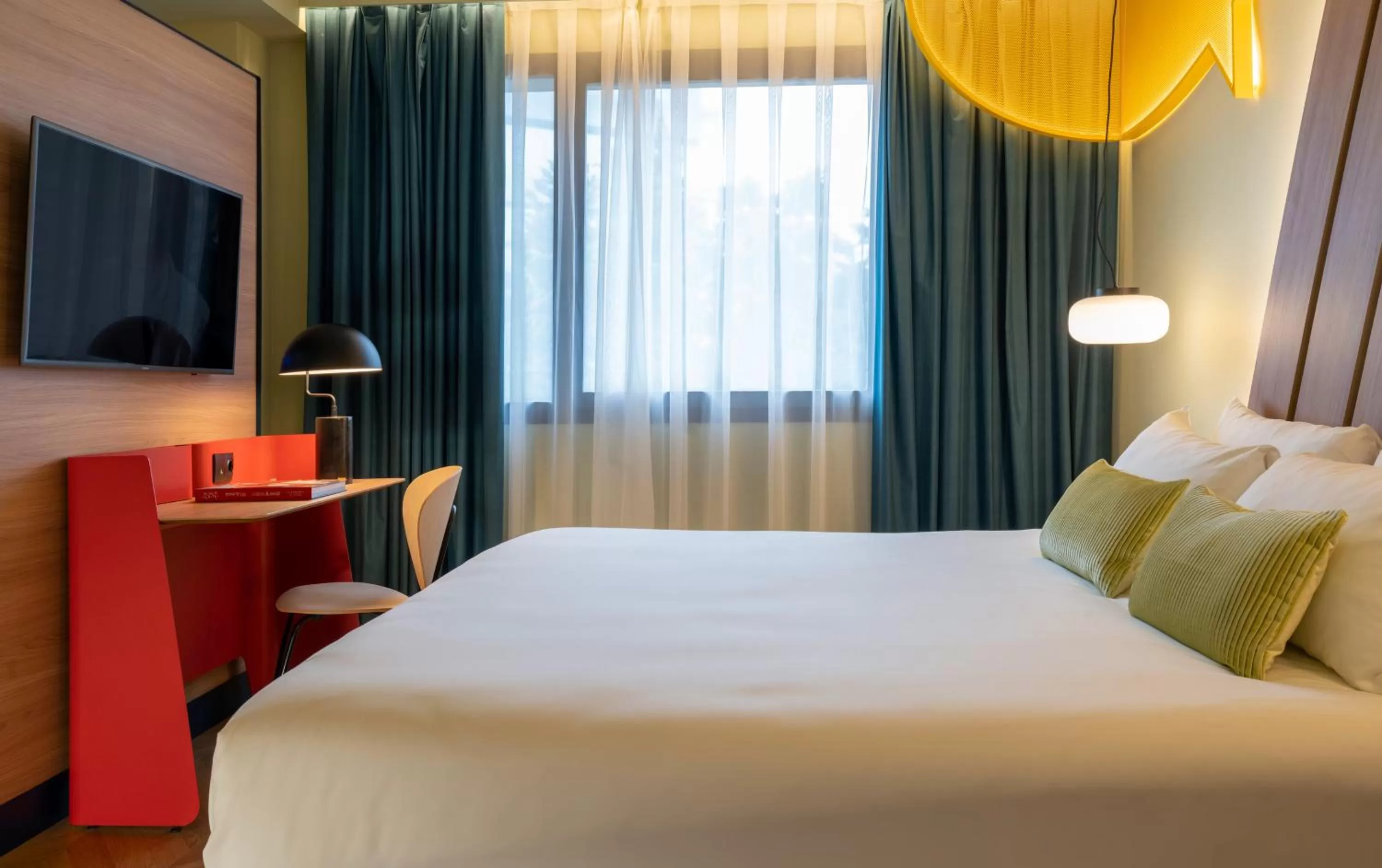 Bed in Ibis Styles Madrid City Las Ventas
