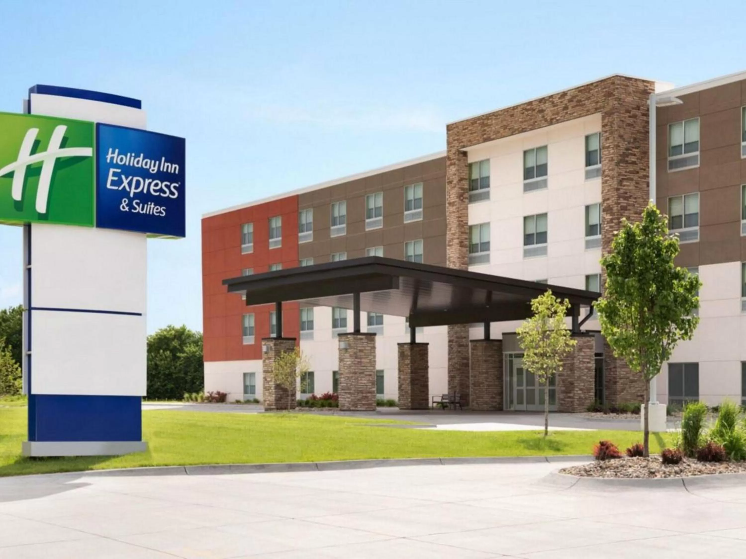 Holiday Inn Express & Suites - Dallas Market Center by IHG