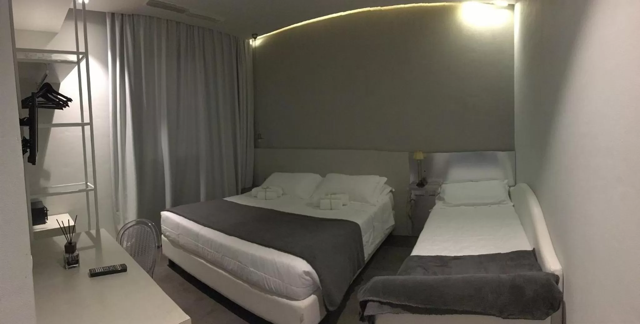 Triple Room in Bell Suite Hotel
