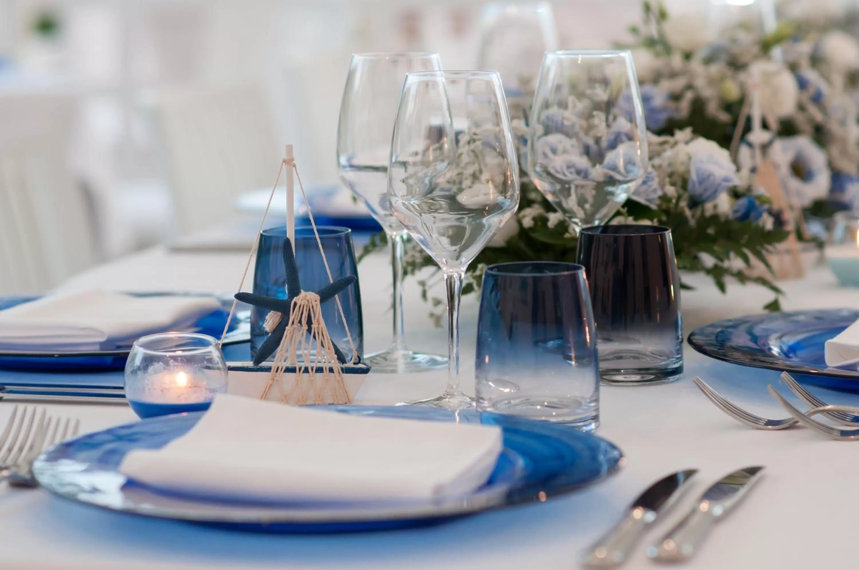 Restaurant/places to eat in Grand Hotel Paradiso