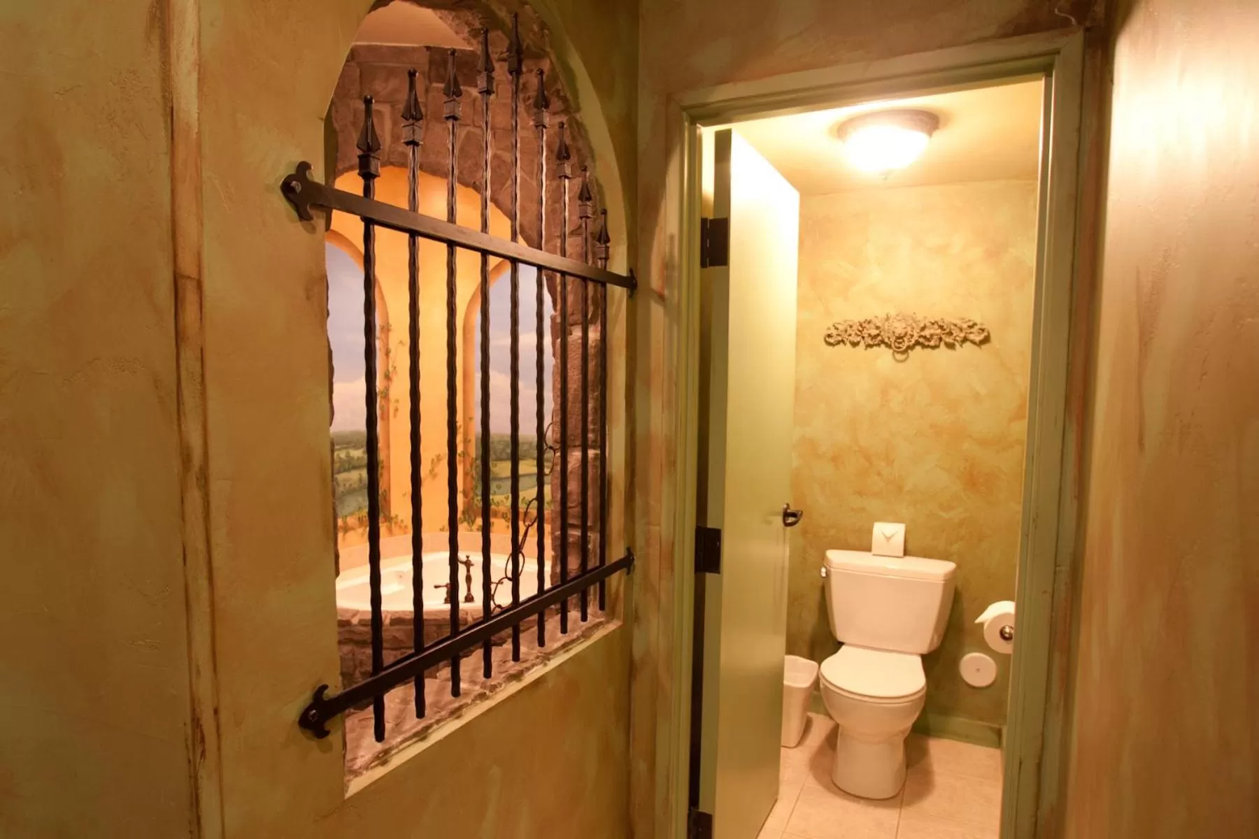 Destinations Inn Theme Rooms