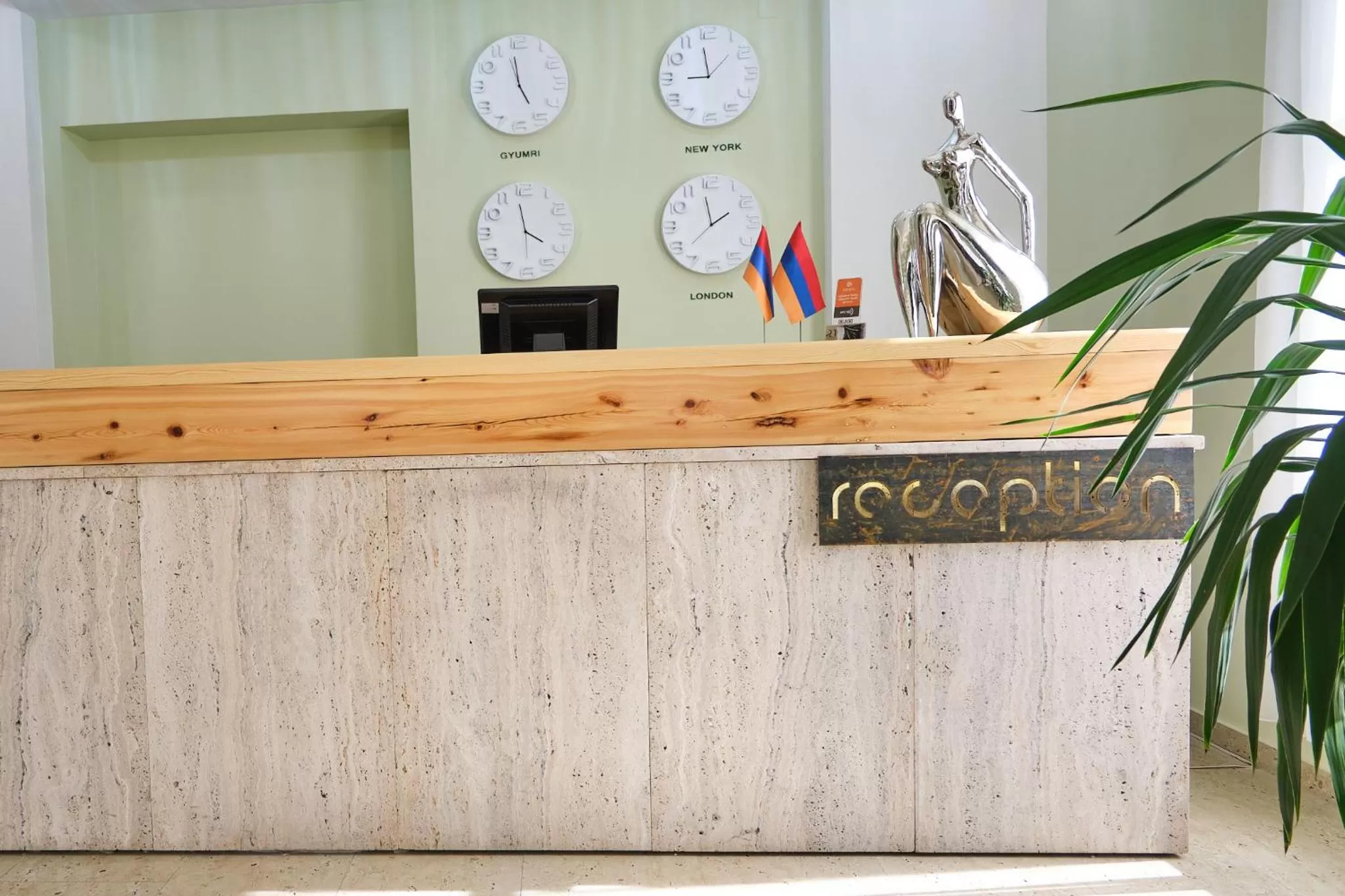 Lobby/Reception in 21 Rooms Hotel