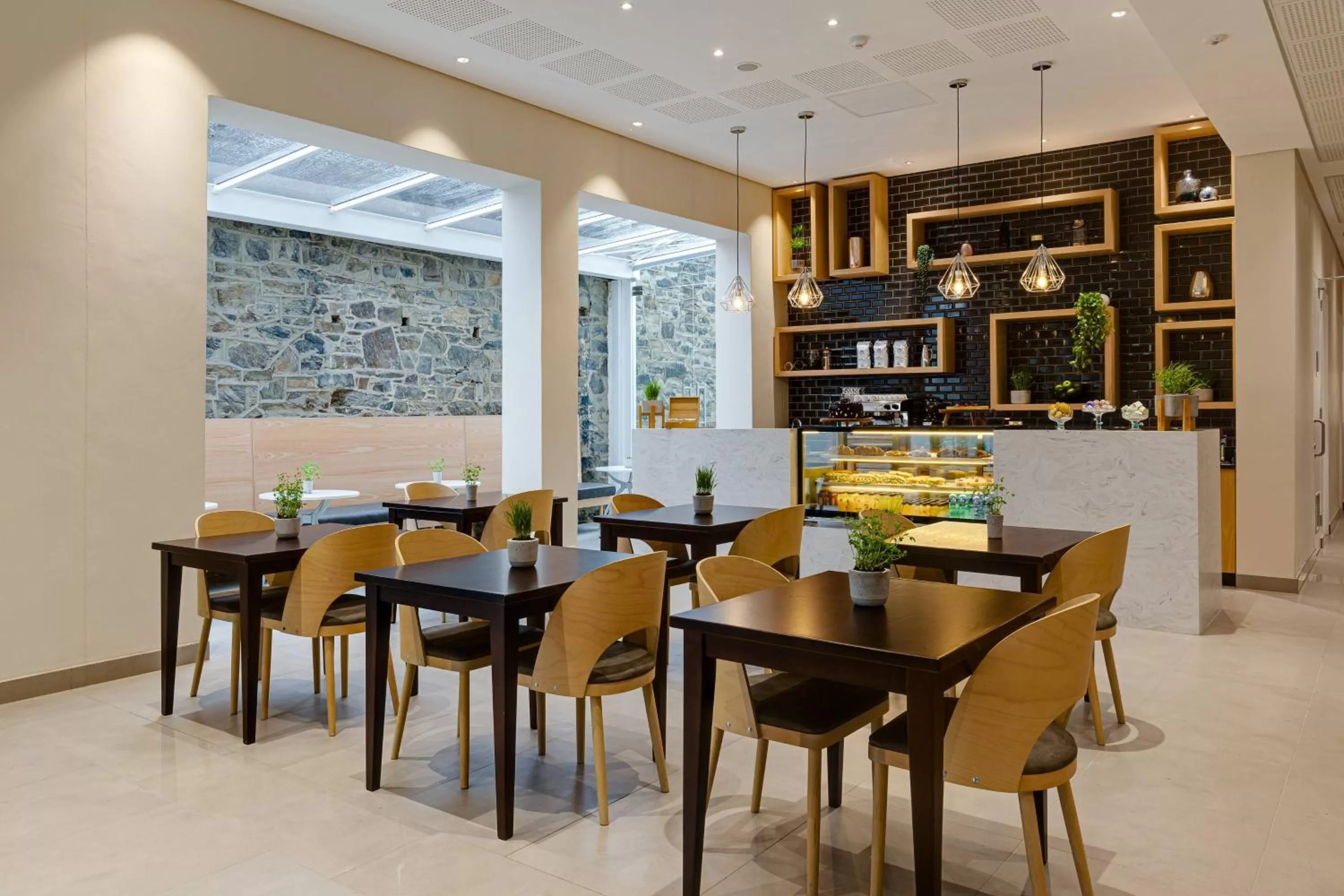 Meeting/conference room in Protea Hotel by Marriott Cape Town Waterfront Breakwater Lodge