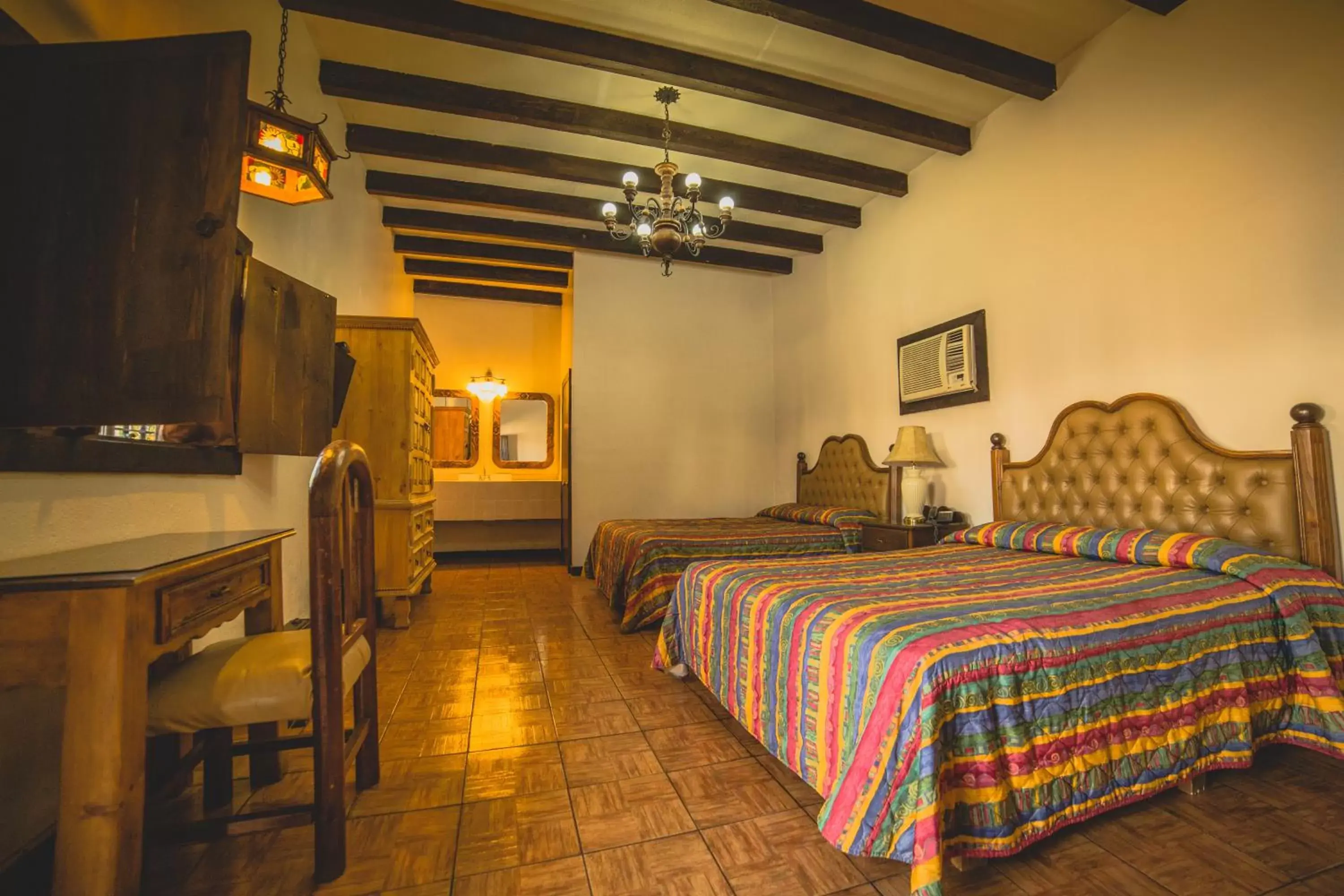 Twin Room in Hotel Cosmos Don Carlos Twin Room in Hotel Cosmos Don Carlos