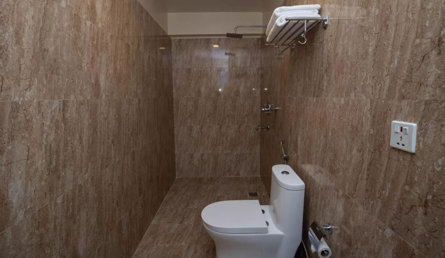 Bathroom in Hotel Himalayan Glacier